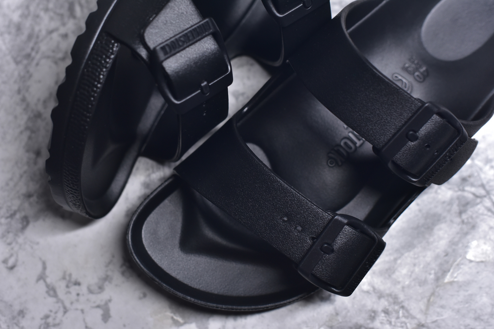 图片[8]-#Birkenstock 博肯/勃肯 EVA 双扣拖鞋凉鞋 129421 大厂出品 夏季走量必备爆款🔥超轻发泡大底 整鞋十分轻便 尺码：36 37 38 39 40 41 42 43 44 45 46-选品中心