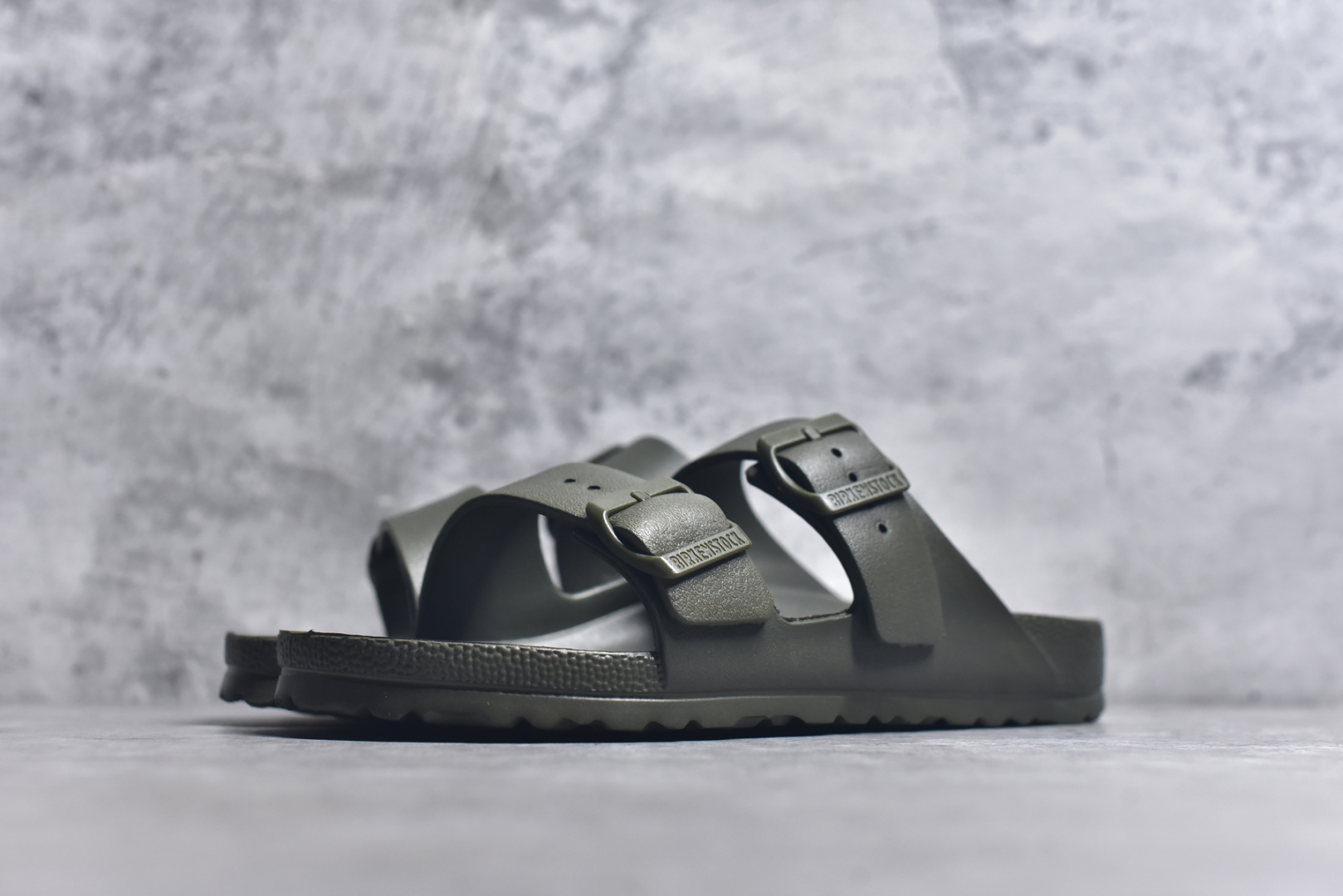 图片[2]-#Birkenstock 博肯/勃肯 EVA 双扣拖鞋凉鞋 129421 大厂出品 夏季走量必备爆款🔥超轻发泡大底 整鞋十分轻便 尺码：36 37 38 39 40 41 42 43 44 45 46-选品中心