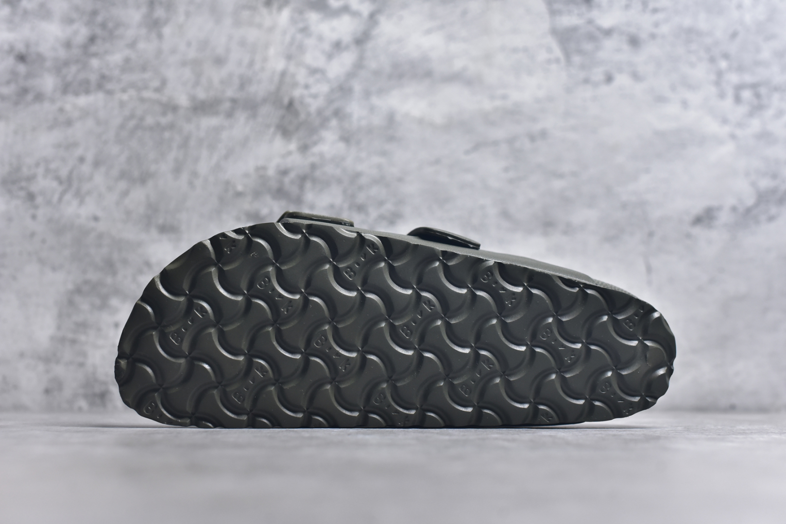 图片[6]-#Birkenstock 博肯/勃肯 EVA 双扣拖鞋凉鞋 129421 大厂出品 夏季走量必备爆款🔥超轻发泡大底 整鞋十分轻便 尺码：36 37 38 39 40 41 42 43 44 45 46-选品中心