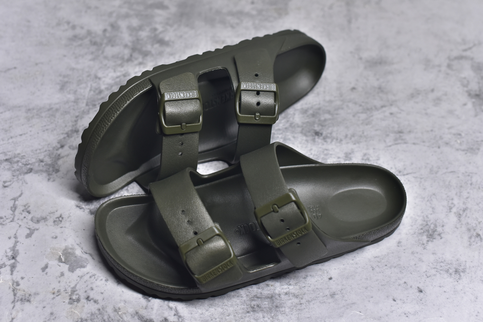 图片[7]-#Birkenstock 博肯/勃肯 EVA 双扣拖鞋凉鞋 129421 大厂出品 夏季走量必备爆款🔥超轻发泡大底 整鞋十分轻便 尺码：36 37 38 39 40 41 42 43 44 45 46-选品中心