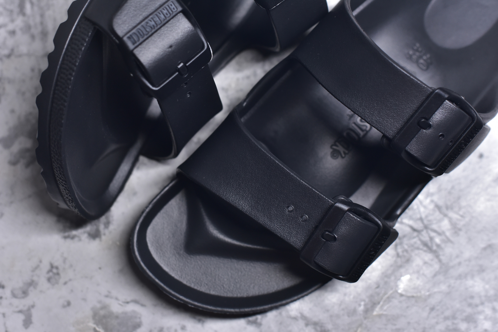 图片[8]-#Birkenstock 博肯/勃肯 EVA 双扣拖鞋凉鞋 129421 大厂出品 夏季走量必备爆款🔥超轻发泡大底 整鞋十分轻便 尺码：36 37 38 39 40 41 42 43 44 45 46-选品中心