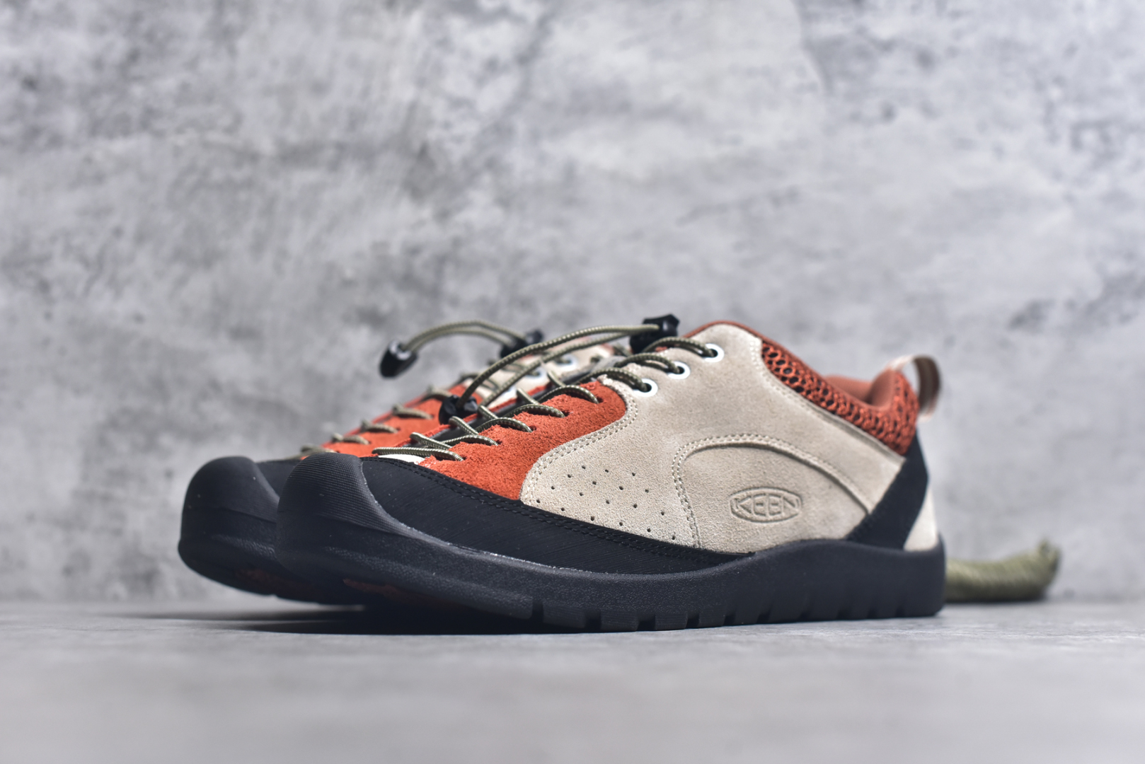 图片[2]-#Keen Jasper Rocks SP 999211科恩贾斯珀都市系列复古低帮平底露营徒步登山运动训练鞋 1028861Baked Clay 采用固色翻毛皮鞋面材质 内嵌高密度EVA发泡缓震脚垫 外置一体式包裹防滑防剐蹭耐磨橡胶大底 尺码： 36 37 38 39 40 41 42 43 44 45 46-选品中心