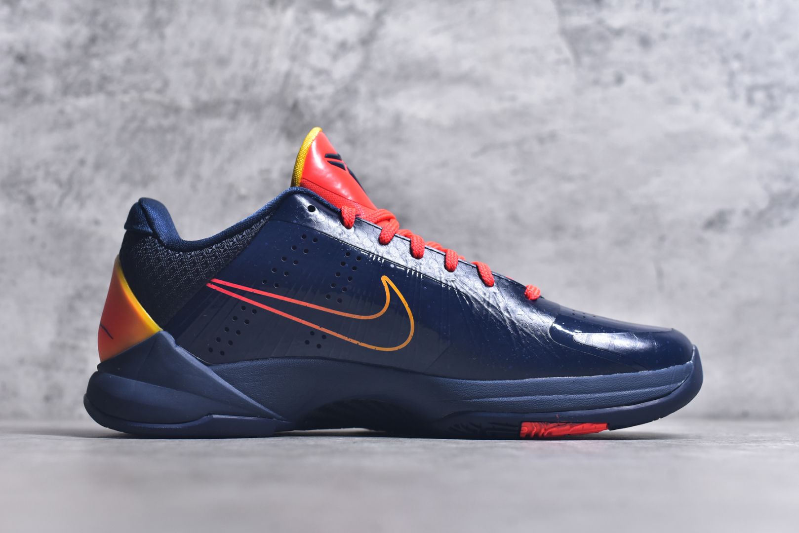图片[3]-#Caitlin Clark x Nike Kobe 5 Protro “Indiana Fever” 科比5代克拉克森联名蓝色 IM3207-400 Zoom Turbo气垫➕后掌EVA缓震 实战配置直接拉满 原楦纸板开发 鞋身流线型、后跟塑形 区分土肥圆 原档数据3D打印 鞋面细节匹配原版 全身鞋材卡料色独家定制 唯一正确喷漆SWOOSH NK专利Flyknit飞线科技，给予鞋身足够抗扭矩力 真实底模最大48.5 实战利器 专供海外市场 尺码：40 40.5 41 42 42.5 43 44 44.5 45 46 47.5 48.5 （脚宽、脚胖 建议买大半码-选品中心