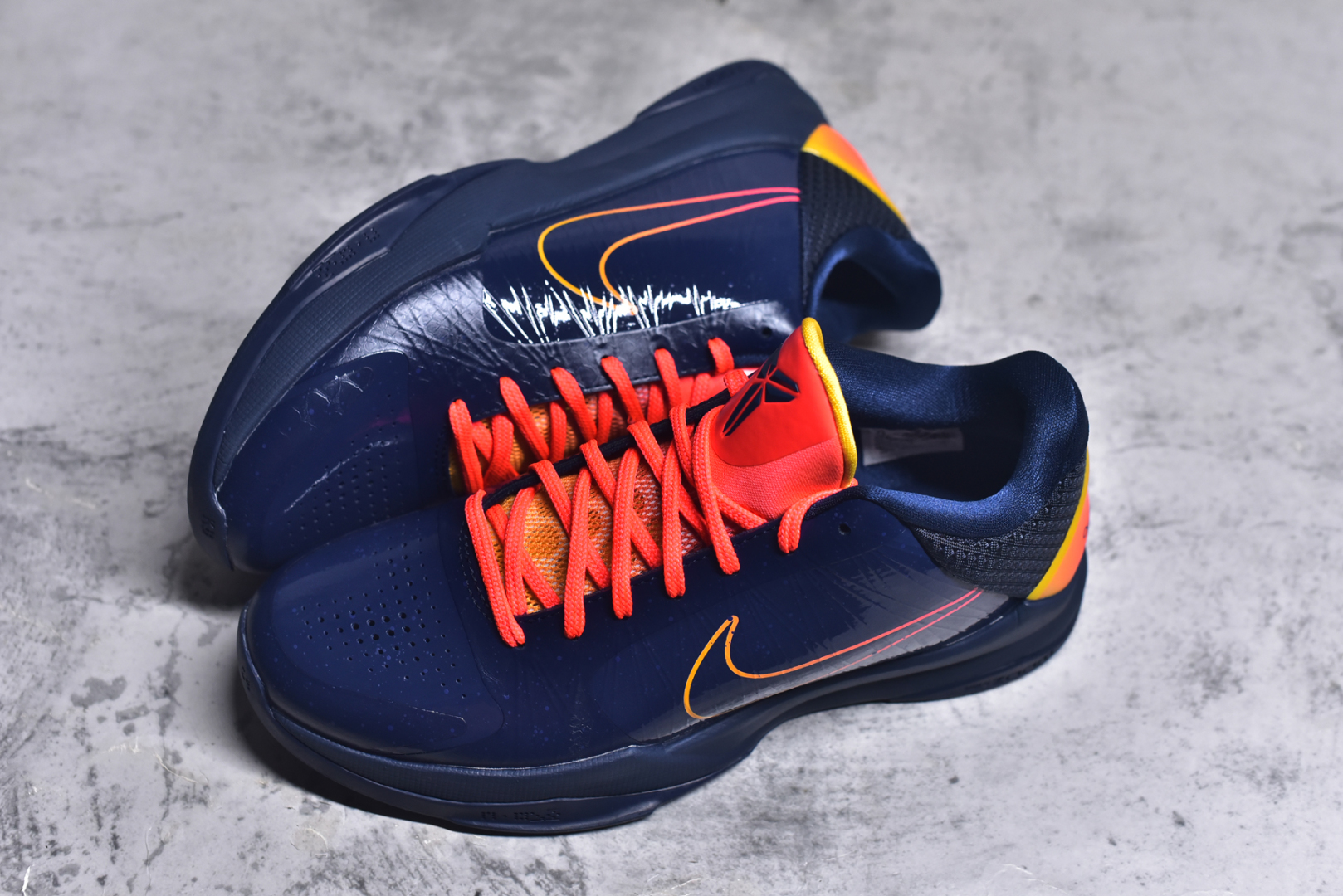 图片[7]-#Caitlin Clark x Nike Kobe 5 Protro “Indiana Fever” 科比5代克拉克森联名蓝色 IM3207-400 Zoom Turbo气垫➕后掌EVA缓震 实战配置直接拉满 原楦纸板开发 鞋身流线型、后跟塑形 区分土肥圆 原档数据3D打印 鞋面细节匹配原版 全身鞋材卡料色独家定制 唯一正确喷漆SWOOSH NK专利Flyknit飞线科技，给予鞋身足够抗扭矩力 真实底模最大48.5 实战利器 专供海外市场 尺码：40 40.5 41 42 42.5 43 44 44.5 45 46 47.5 48.5 （脚宽、脚胖 建议买大半码-选品中心