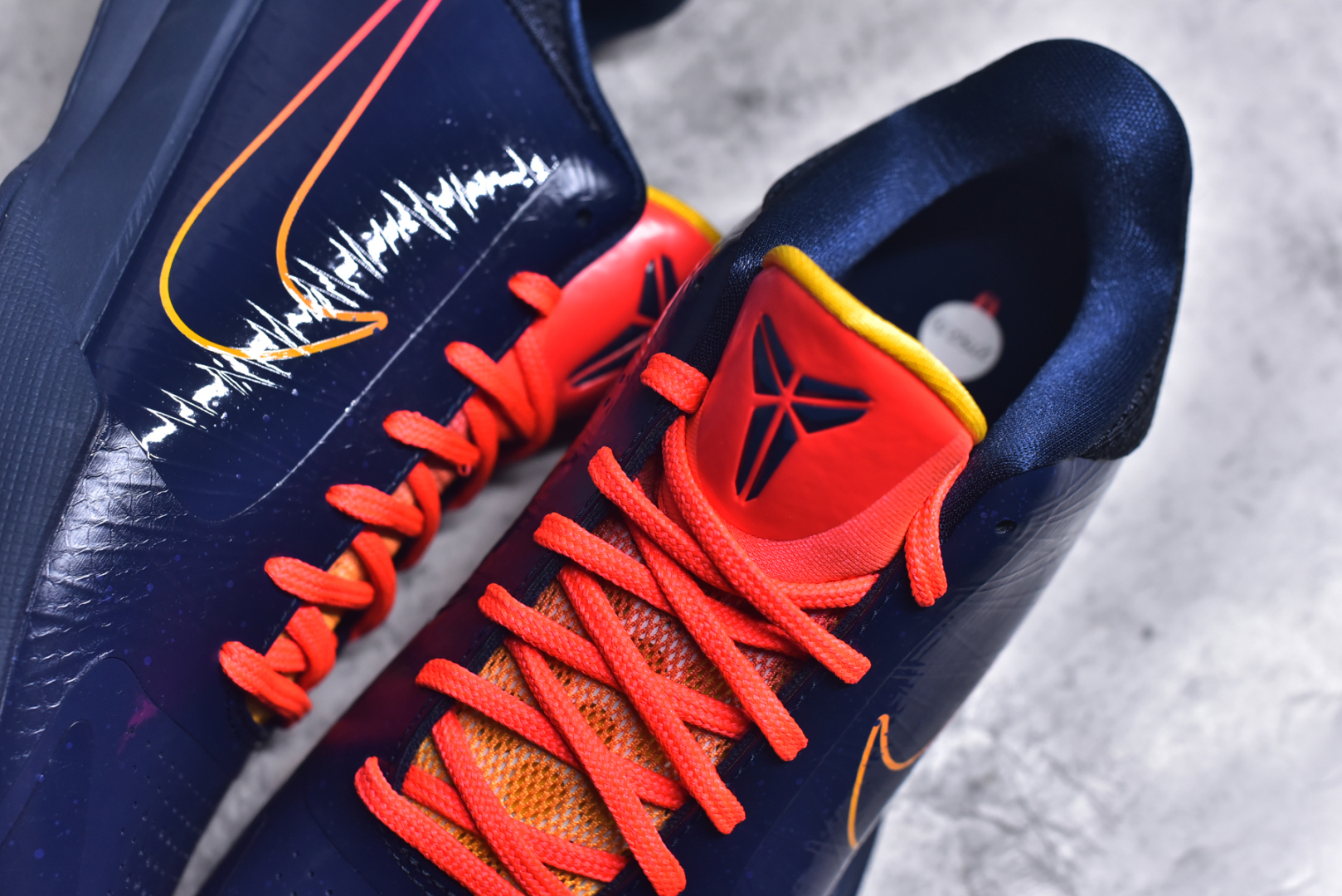 图片[9]-#Caitlin Clark x Nike Kobe 5 Protro “Indiana Fever” 科比5代克拉克森联名蓝色 IM3207-400 Zoom Turbo气垫➕后掌EVA缓震 实战配置直接拉满 原楦纸板开发 鞋身流线型、后跟塑形 区分土肥圆 原档数据3D打印 鞋面细节匹配原版 全身鞋材卡料色独家定制 唯一正确喷漆SWOOSH NK专利Flyknit飞线科技，给予鞋身足够抗扭矩力 真实底模最大48.5 实战利器 专供海外市场 尺码：40 40.5 41 42 42.5 43 44 44.5 45 46 47.5 48.5 （脚宽、脚胖 建议买大半码-选品中心