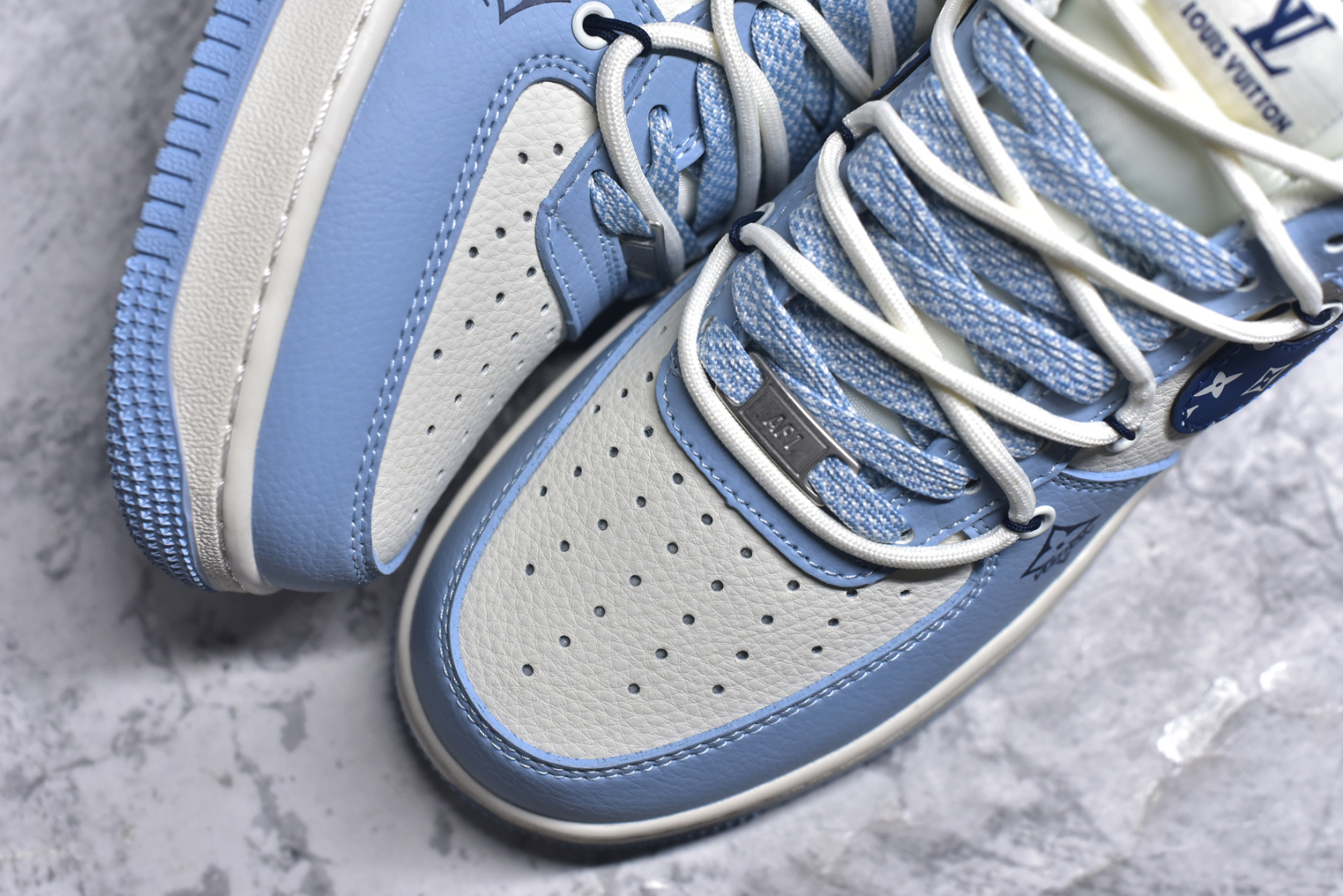 图片[8]-#Nike Air Force 1\’07 Low LV联名 大学蓝抽绳 空军一号低帮休闲板鞋 DM6868-059 #定制皮料 定制鞋盒 配件齐全 原楦原纸板 纯正空军版型 内置全掌气垫 尺码：36 36.5 37.5 38 38.5 39 40 40.5 41 42 42.5 43 44 44.5 45 9.D4-选品中心