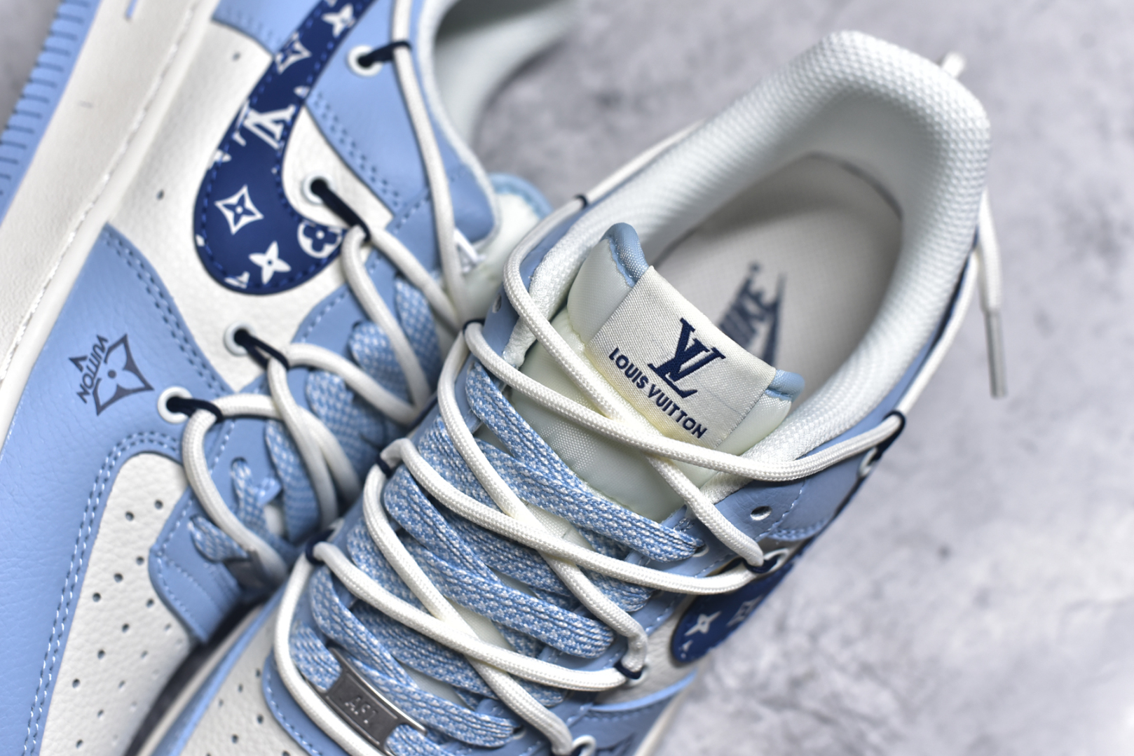 图片[9]-#Nike Air Force 1\’07 Low LV联名 大学蓝抽绳 空军一号低帮休闲板鞋 DM6868-059 #定制皮料 定制鞋盒 配件齐全 原楦原纸板 纯正空军版型 内置全掌气垫 尺码：36 36.5 37.5 38 38.5 39 40 40.5 41 42 42.5 43 44 44.5 45 9.D4-选品中心