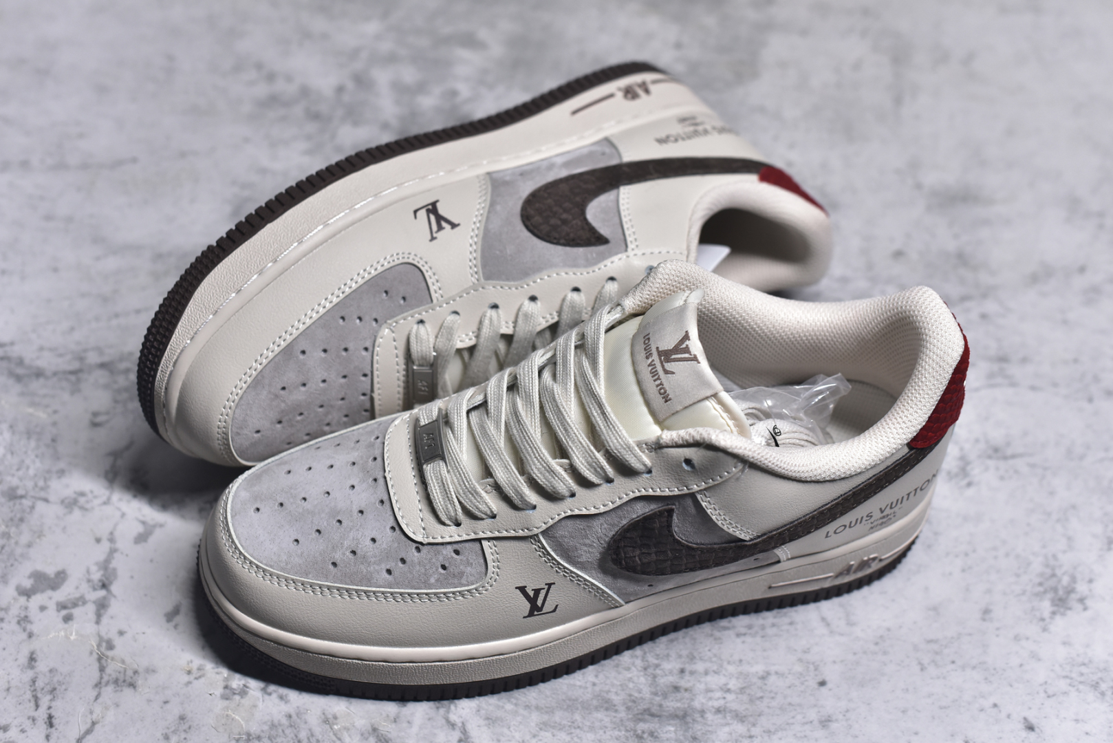 图片[7]-#Nike Air Force 1\’07 Low LV联名 米棕红尾 空军一号低帮休闲板鞋 XX3168-129 #定制皮料 定制鞋盒 配件齐全 原楦原纸板 纯正空军版型 内置全掌气垫 尺码：36 36.5 37.5 38 38.5 39 40 40.5 41 42 42.5 43 44 44.5 45 9.D4-选品中心