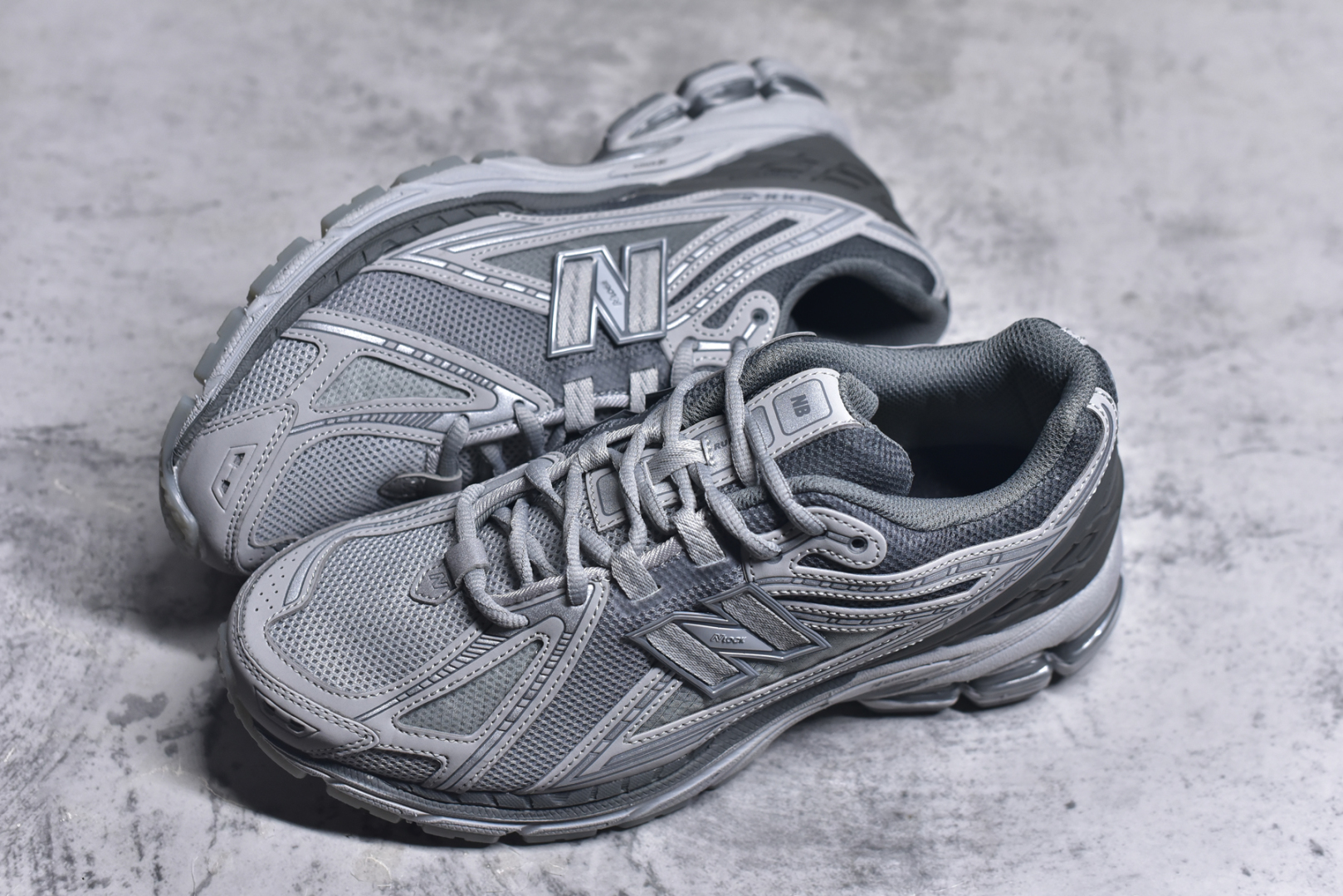 图片[7]-#New Balance M1906系列 复古单品宝藏老爹鞋款 公司级版本 复古元素叠加 质感超级棒 楦版型材料细节做工精细 作为NB最经典的档案鞋型之一 与2002一样，1906有着NB最成熟的技术加持和复古款式，而本次推出的版本参照2002r的定位，相信会在性价两端做出权衡。单从造型上来看，依旧是vibe风格，味道很正，细节也很酷，这双1906r无疑必能打入复古跑鞋爱好者的年度鞋款名录 货号：U1906RNY 男女鞋 36 37 37.5 38 38.5 39.5 40 40.5 41.5 42 42.5 43 44 44.5 45-选品中心