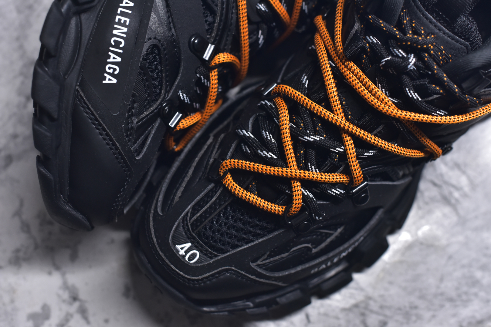 图片[8]-#Balenciaga 巴黎世家3.0低帮老爹鞋 Balenciaga3.0 Track.2 Open Sneaker 巴黎世家3.0 三代户外概念鞋 #鞋面采用176块部件组成 ,整双鞋子从头到尾难度极高 。原鞋购入时在开版方面耗时一个多月，里里外外已攻破任何细节部位 韩国订单需求 无可挑剔。 货号：800592 WTRHK 1000 尺码：35-46-选品中心