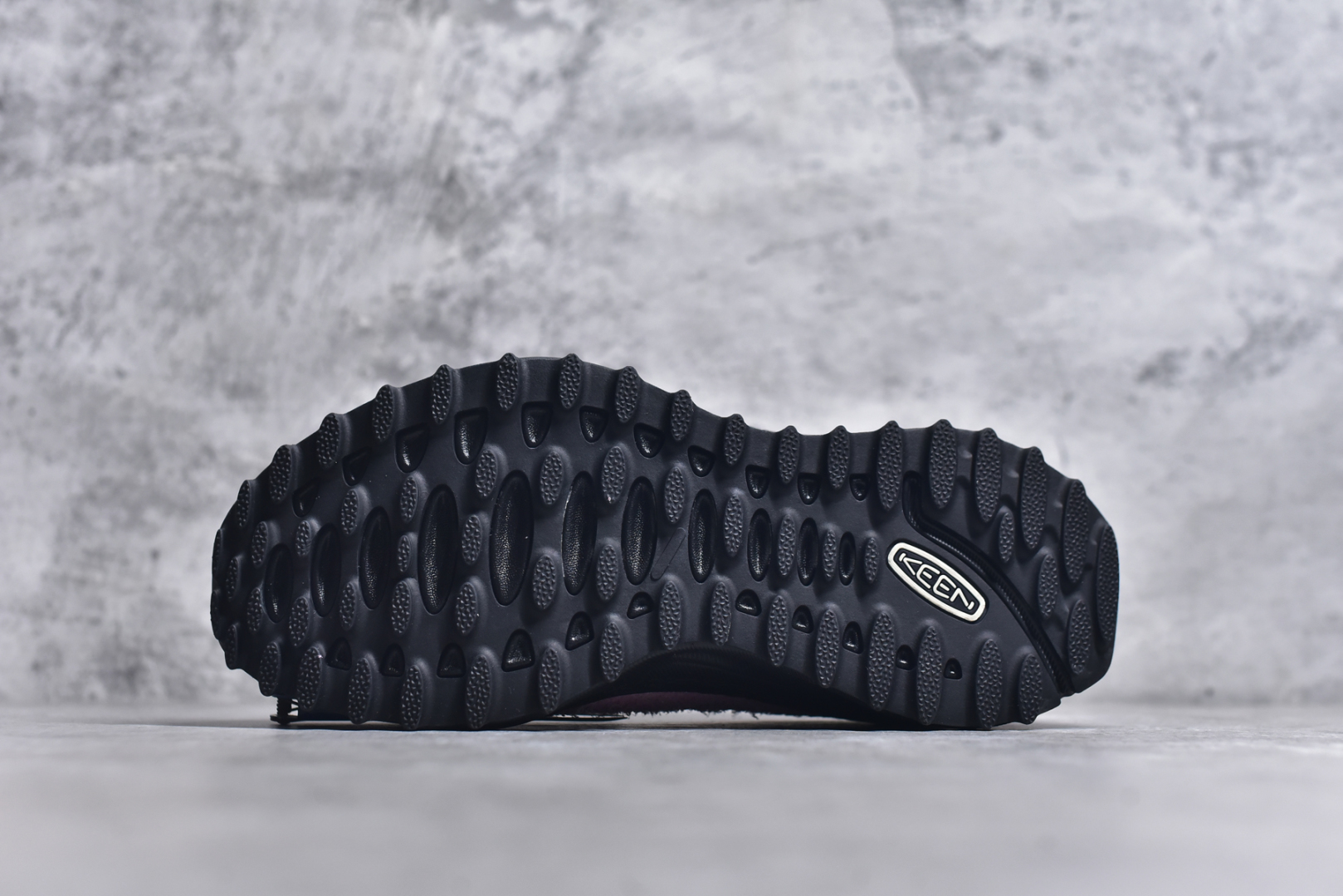 图片[6]-#Keen Jasper Rocks SP 科恩贾斯珀都市系列复古低帮系带户外风露营徒步登山运动训练鞋 1030401 #采用固色翻毛皮鞋面材质 内嵌高密度EVA发泡缓震脚垫 外置一体式包裹防滑防剐蹭耐磨橡胶大底尺码：36 37 38 39 40 41 42 43-选品中心