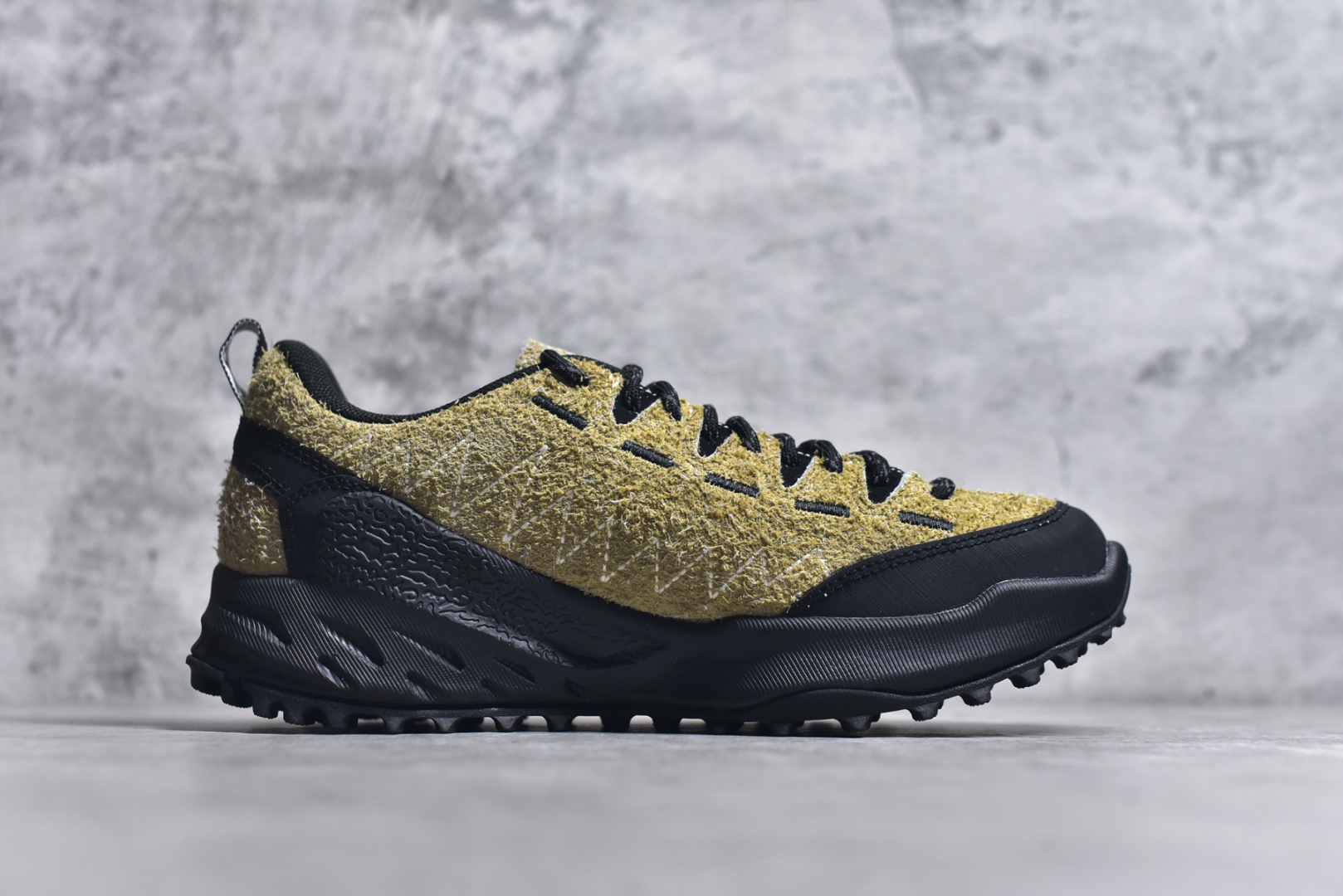 图片[3]-#Keen Jasper Rocks SP 科恩贾斯珀都市系列复古低帮系带户外风露营徒步登山运动训练鞋 1029587 #采用固色翻毛皮鞋面材质 内嵌高密度EVA发泡缓震脚垫 外置一体式包裹防滑防剐蹭耐磨橡胶大底尺码：40 41 42 43 44 45-选品中心