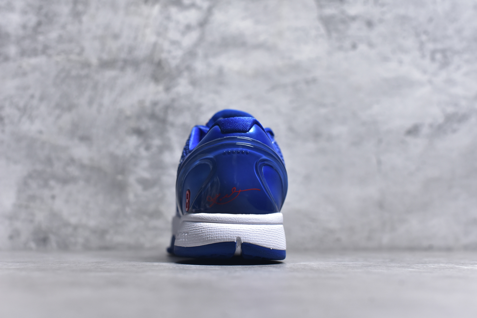 图片[5]-#灭世海外版 NK Zoom Kobe 6 Protro 科比六代 道奇蓝白 CW2190-400 纯原海外版气垫品质吊打各路纯原 气压➕耐久双重保障 前掌ZOOM TURBO➕后掌马蹄Zoom 后掌澎湃脚感无出其右 全套冲刀改版 鞋型还原度95% 宽脚选手必入货品 鞋头2.5mm上翘空间 不挤脚 完美释放脚趾活动空间 正码正拍 脚型适配性 市场最强没有之一 鞋面工艺全新升级 100%对标正品 原厂聚氨酯蛇鳞 珠光密度同步正品 Swoosh喷漆工艺 还原度接近100% 全新后跟TPU模具 正确S型弧度 区分市场纯原（市场纯原采用公版模具 后跟TPU几乎无弧度）国产天花板橡胶配方 抓地力爆炸 海外口碑炸裂 鞋舌LOGO正确内嵌压印 原厂碳板 正确原盒 厚积薄发 王者归来 拒绝杀猪 拒绝套路 灭世纯原海外版科比系列 致力打造实战第一标杆 尺码：39-47.5 全新模具 正码正拍-选品中心