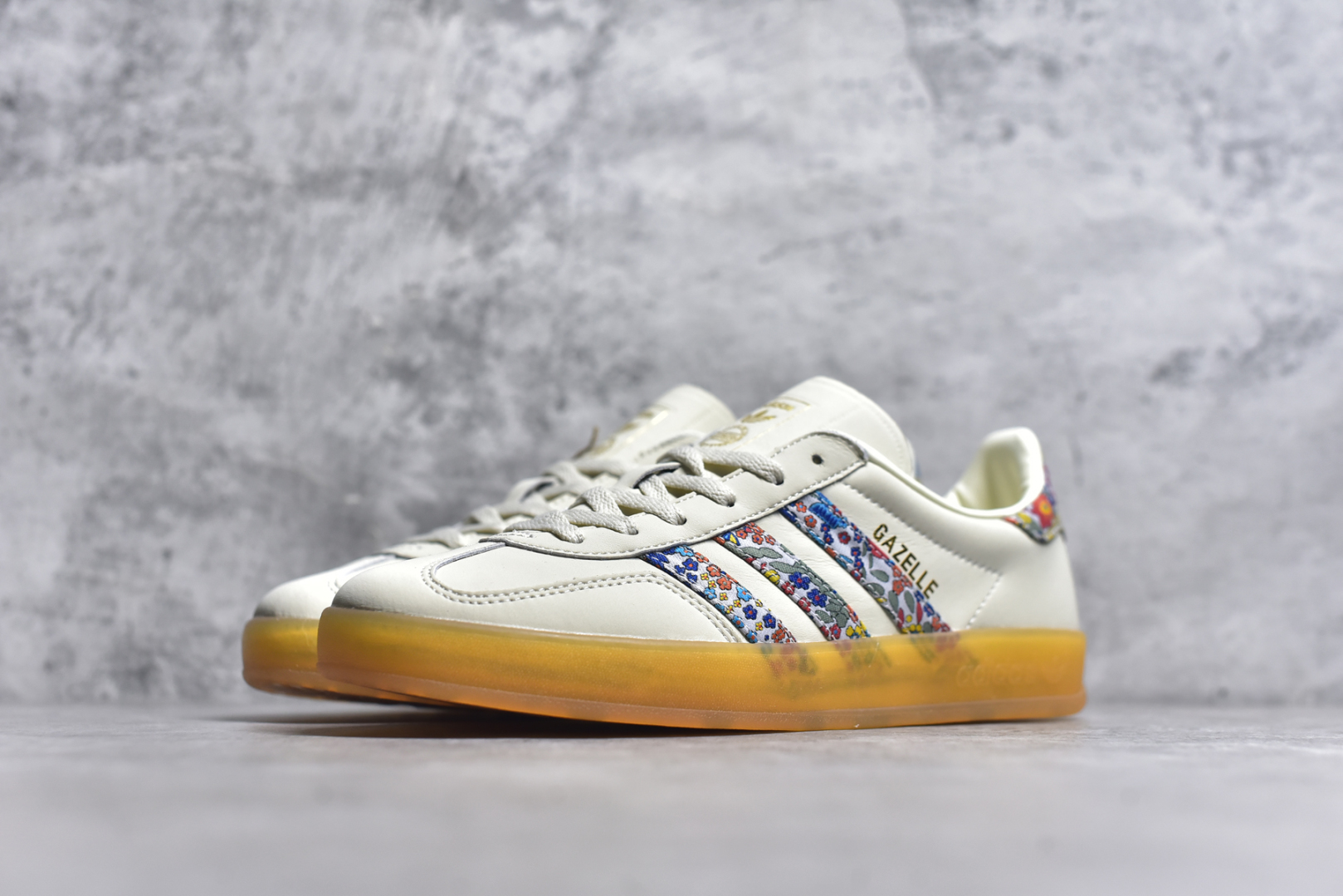 图片[2]-#AD Gazelle Indoor Trainers 羚羊内训系列低帮复古百搭休闲运动德训风板鞋 JH7370 90年代经典的复刻版！自60年代以足球训练鞋面世以来,Gazelle就以其经典设计席卷全球。1991年版本的复刻,再造经典Gazelle。采用皮革打造,搭配浊色细节,让这款经典更加简约。尺码：36 36⅔ 37⅓ 38 38⅔ 39⅓ 40 40⅔ 41⅓ 42 42⅔ 43⅓ 44⅓ 44⅔ 45-选品中心