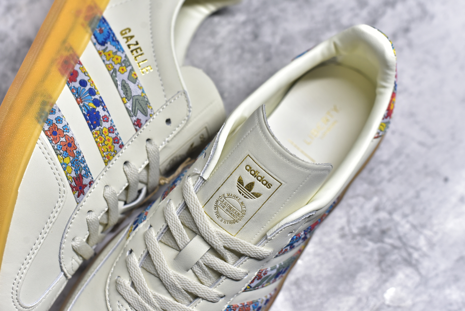 图片[9]-#AD Gazelle Indoor Trainers 羚羊内训系列低帮复古百搭休闲运动德训风板鞋 JH7370 90年代经典的复刻版！自60年代以足球训练鞋面世以来,Gazelle就以其经典设计席卷全球。1991年版本的复刻,再造经典Gazelle。采用皮革打造,搭配浊色细节,让这款经典更加简约。尺码：36 36⅔ 37⅓ 38 38⅔ 39⅓ 40 40⅔ 41⅓ 42 42⅔ 43⅓ 44⅓ 44⅔ 45-选品中心