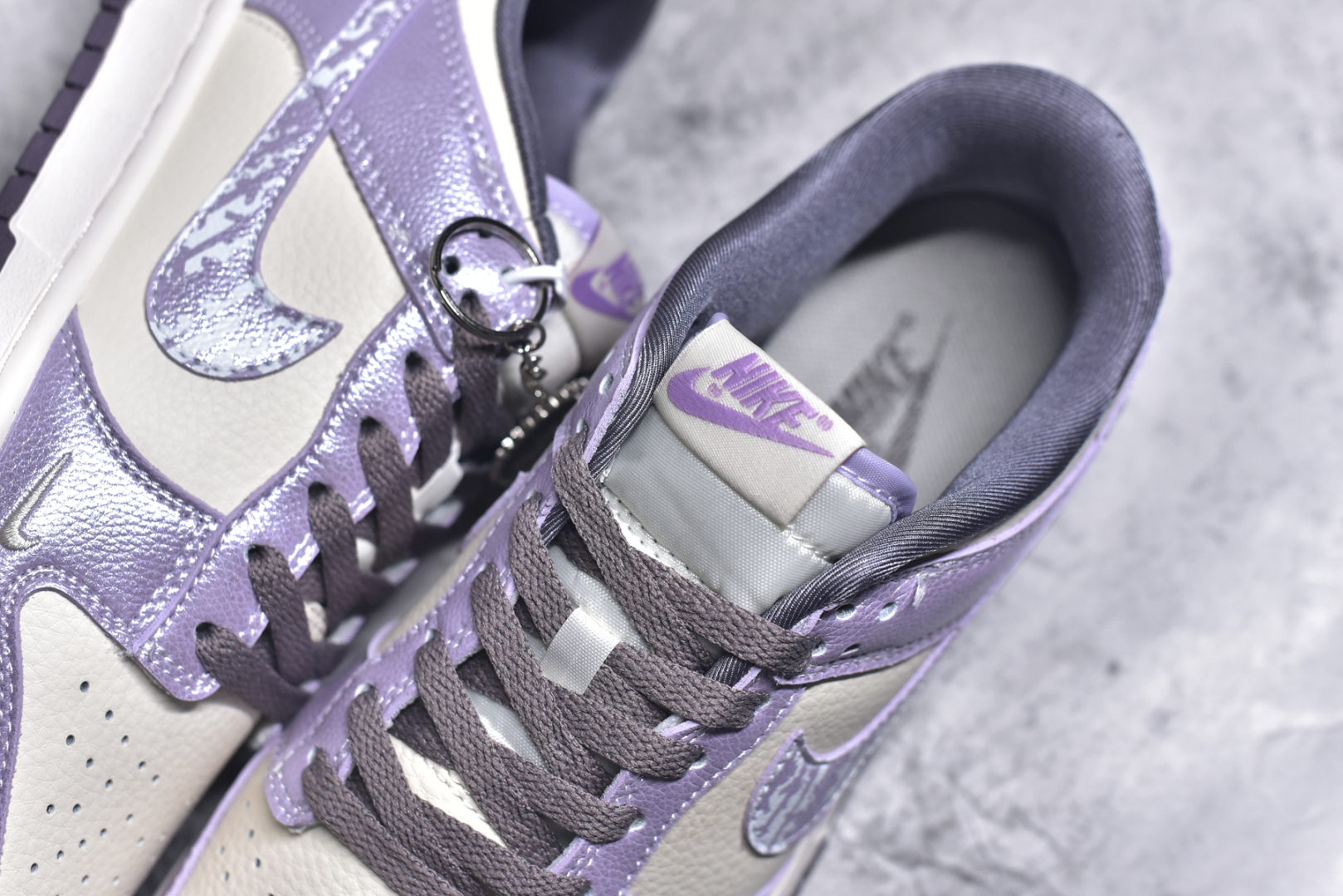 图片[9]-#Nike SB Dunk Low 北面系列 亮面紫勾 周年高端定制 低帮休闲板鞋 KK1333-039 #定制鞋盒 大厂纯原品质出货 超高清洁度 皮料切割干净无任何毛边 细节完美 尺码：36 36.5 37.5 38 36.5 39 40 40.5 41 42 42.5 43 44 44.5 45 9.E5-选品中心