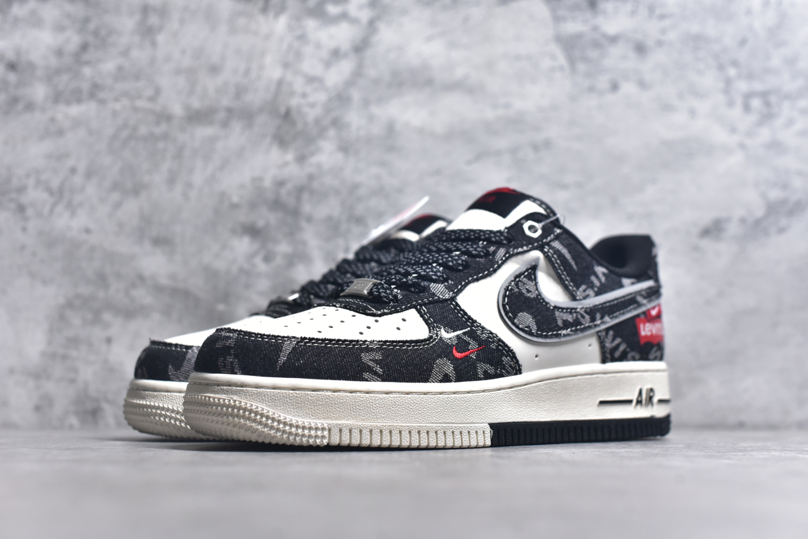 图片[2]-#Nike Air Force 1\’07 Low 李维斯联名 双拼黑牛仔 空军一号低帮休闲板鞋 YX5066-312 #原楦头原纸板 原装鞋盒 定制五金配件 内置全掌气垫 原厂鞋底 尺码：36 36.5 37.5 38 38.5 39 40 40.5 41 42 42.5 43 44 44.5 45 9.D4-选品中心