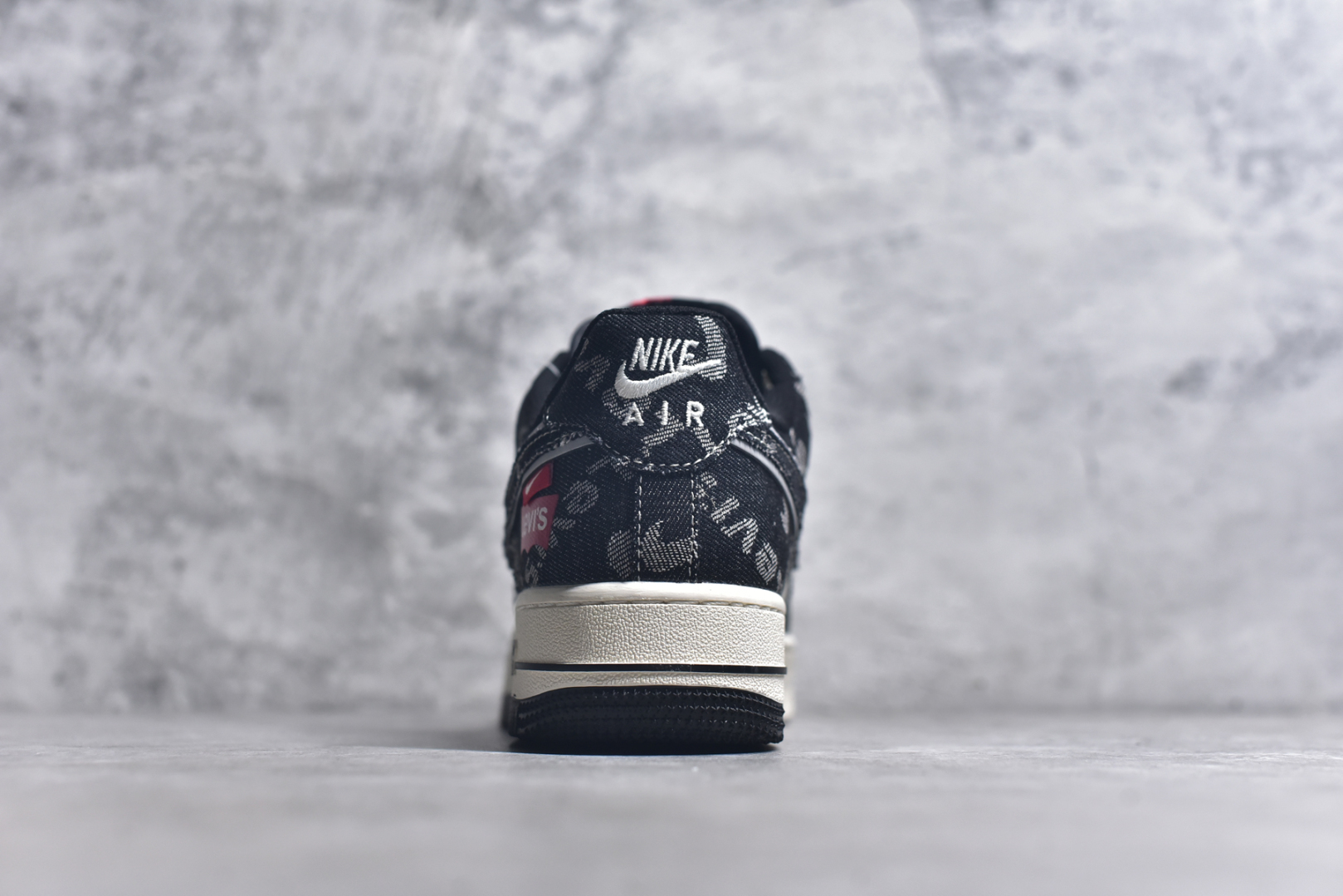 图片[5]-#Nike Air Force 1\’07 Low 李维斯联名 双拼黑牛仔 空军一号低帮休闲板鞋 YX5066-312 #原楦头原纸板 原装鞋盒 定制五金配件 内置全掌气垫 原厂鞋底 尺码：36 36.5 37.5 38 38.5 39 40 40.5 41 42 42.5 43 44 44.5 45 9.D4-选品中心