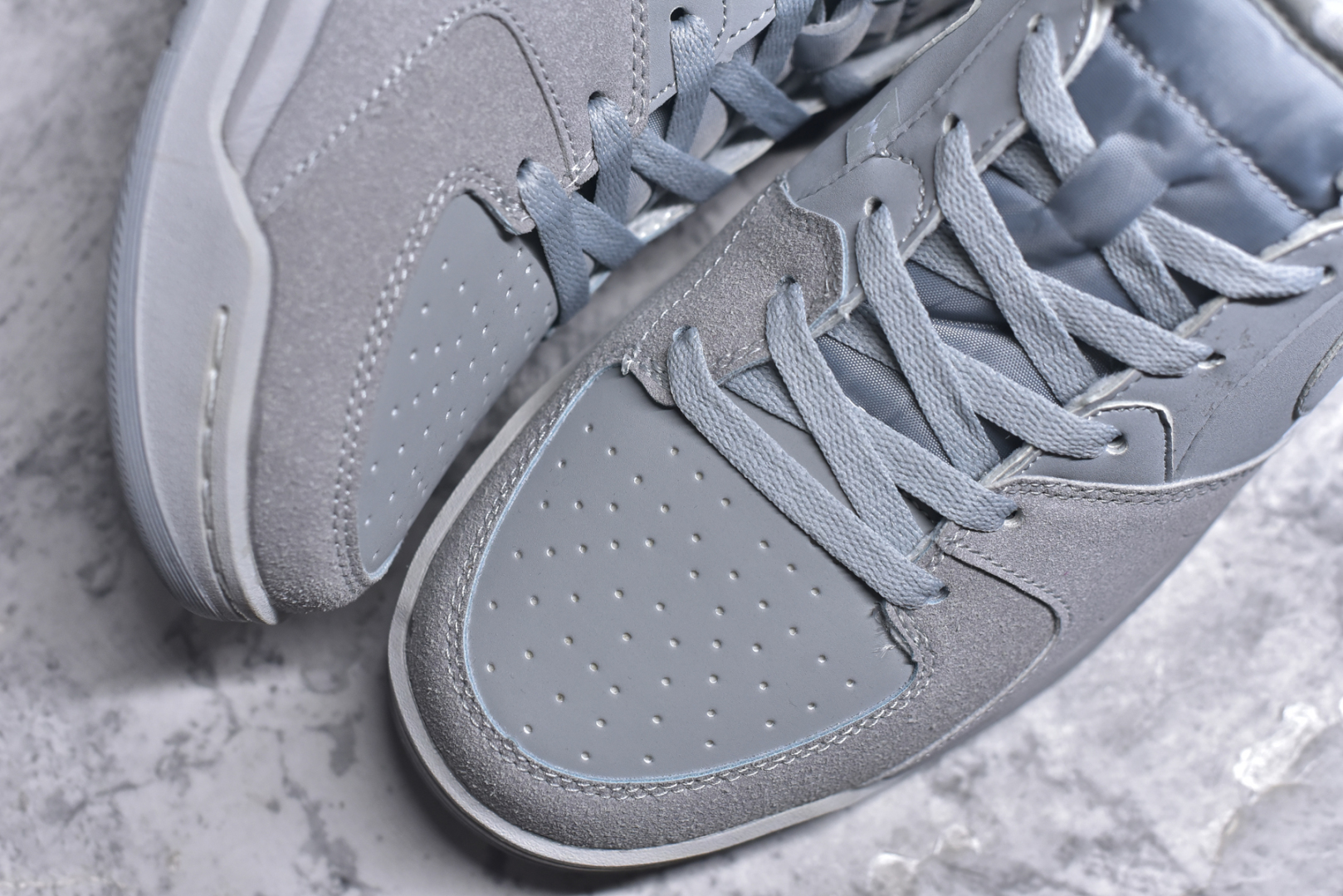 图片[8]-#Air Jordan Stadium AJ90 潮流运动板鞋 充满了对TinkerHathield 原创设计的致敬 包括中足网状面板、前足外侧的鲨鱼齿轮廓、加垫鞋领和 NK Air 鞋跟品牌 鞋子本身采用网眼、皮革和绒面革材料混合制成 散发出现代美感 并配备了该品牌全新的 Formula 23 足底缓震技术 AirJordan Stadium 90 鞋舌标签在鞋舌内侧印有“Flight”字样 完善了设计 尺码：36 36.5 37.5 38 38.5 39 40 40.5 41 42 42.5 43 44 44.5 45-选品中心
