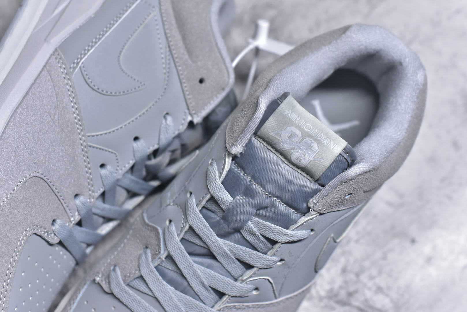 图片[9]-#Air Jordan Stadium AJ90 潮流运动板鞋 充满了对TinkerHathield 原创设计的致敬 包括中足网状面板、前足外侧的鲨鱼齿轮廓、加垫鞋领和 NK Air 鞋跟品牌 鞋子本身采用网眼、皮革和绒面革材料混合制成 散发出现代美感 并配备了该品牌全新的 Formula 23 足底缓震技术 AirJordan Stadium 90 鞋舌标签在鞋舌内侧印有“Flight”字样 完善了设计 尺码：36 36.5 37.5 38 38.5 39 40 40.5 41 42 42.5 43 44 44.5 45-选品中心