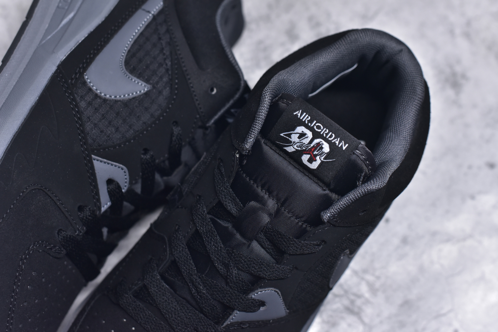 图片[9]-#Air Jordan Stadium AJ90 潮流运动板鞋 充满了对TinkerHathield 原创设计的致敬 包括中足网状面板、前足外侧的鲨鱼齿轮廓、加垫鞋领和 NK Air 鞋跟品牌 鞋子本身采用网眼、皮革和绒面革材料混合制成 散发出现代美感 并配备了该品牌全新的 Formula 23 足底缓震技术 AirJordan Stadium 90 鞋舌标签在鞋舌内侧印有“Flight”字样 完善了设计 尺码：36 36.5 37.5 38 38.5 39 40 40.5 41 42 42.5 43 44 44.5 45-选品中心