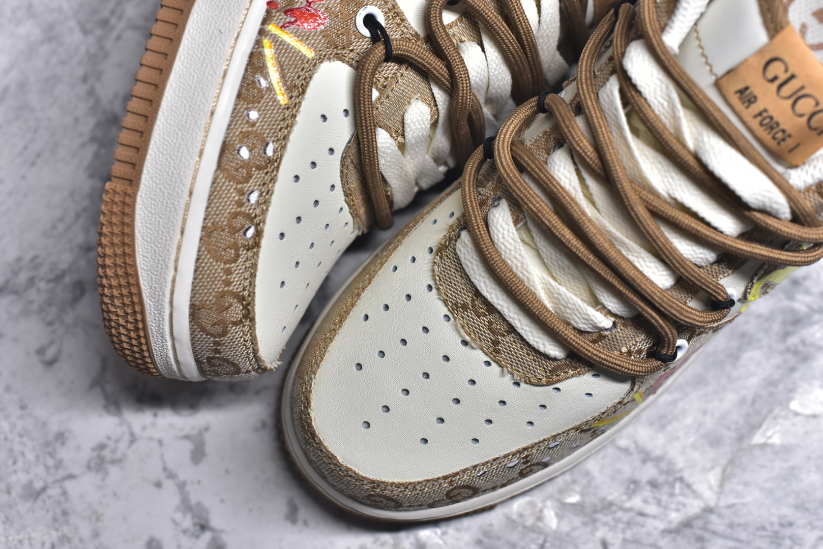 图片[8]-#Nike Air Force 1\’07 Low \”McDonald\’s\” 麦当劳 空军一号低帮休闲运动绑带板鞋 BD0077-111 #麦当劳是全球最大的连锁快餐上市公司，1955年由雷·克洛克创立，总部位于美国芝加哥。1961年，麦当劳的品牌logo首次加入了“金色拱门”元素，金色双抛物线化身成为金色的“M”标识，成为麦当劳品牌象征性的标志。 尺码：36 36.5 37.5 38 38.5 39 40 40.5 41 42 42.5 43 44 44.5 45 9.D4-选品中心