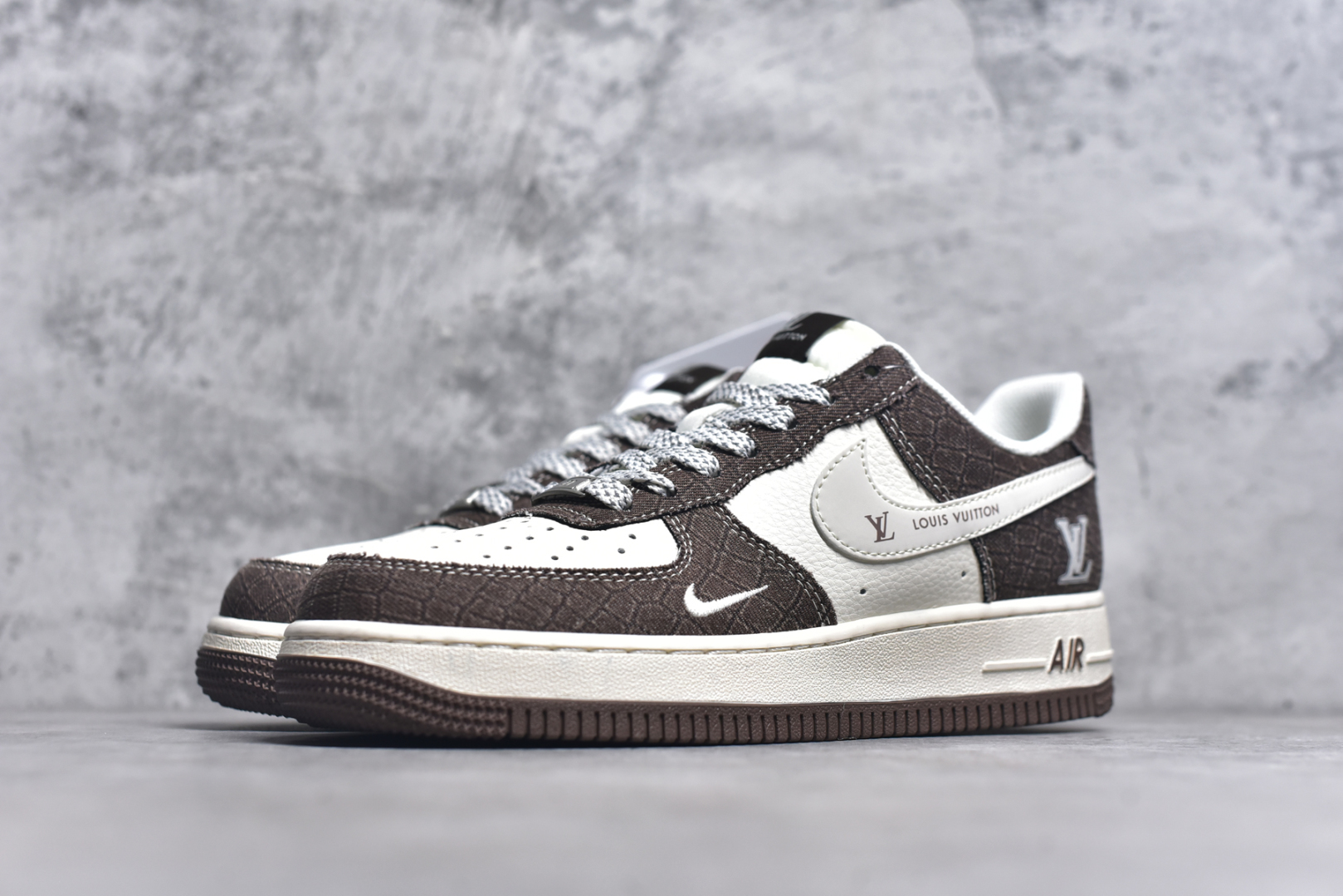 图片[2]-#Nike Air Force 1\’07 Low LV联名 米棕暗格 空军一号低帮休闲板鞋 XS1958-552 #原楦头原纸板 原装鞋盒 定制五金配件 内置全掌气垫 原厂鞋底 尺码：36 36.5 37.5 38 38.5 39 40 40.5 41 42 42.5 43 44 44.5 45 9.D4-选品中心