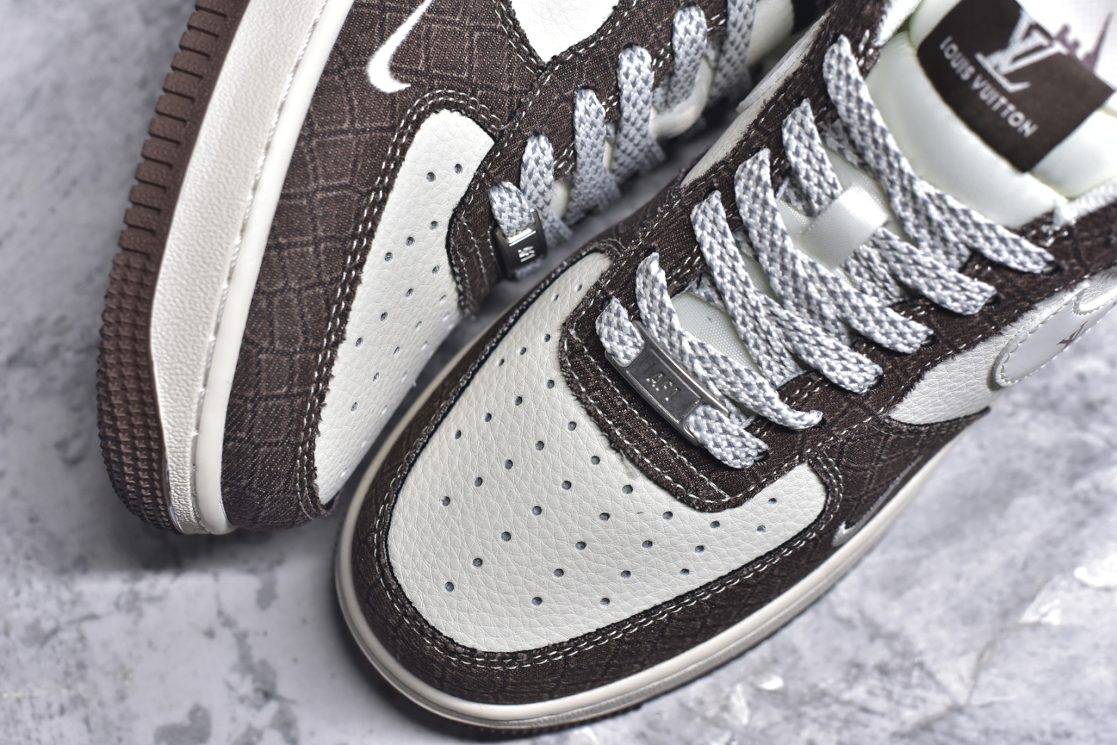 图片[8]-#Nike Air Force 1\’07 Low LV联名 米棕暗格 空军一号低帮休闲板鞋 XS1958-552 #原楦头原纸板 原装鞋盒 定制五金配件 内置全掌气垫 原厂鞋底 尺码：36 36.5 37.5 38 38.5 39 40 40.5 41 42 42.5 43 44 44.5 45 9.D4-选品中心