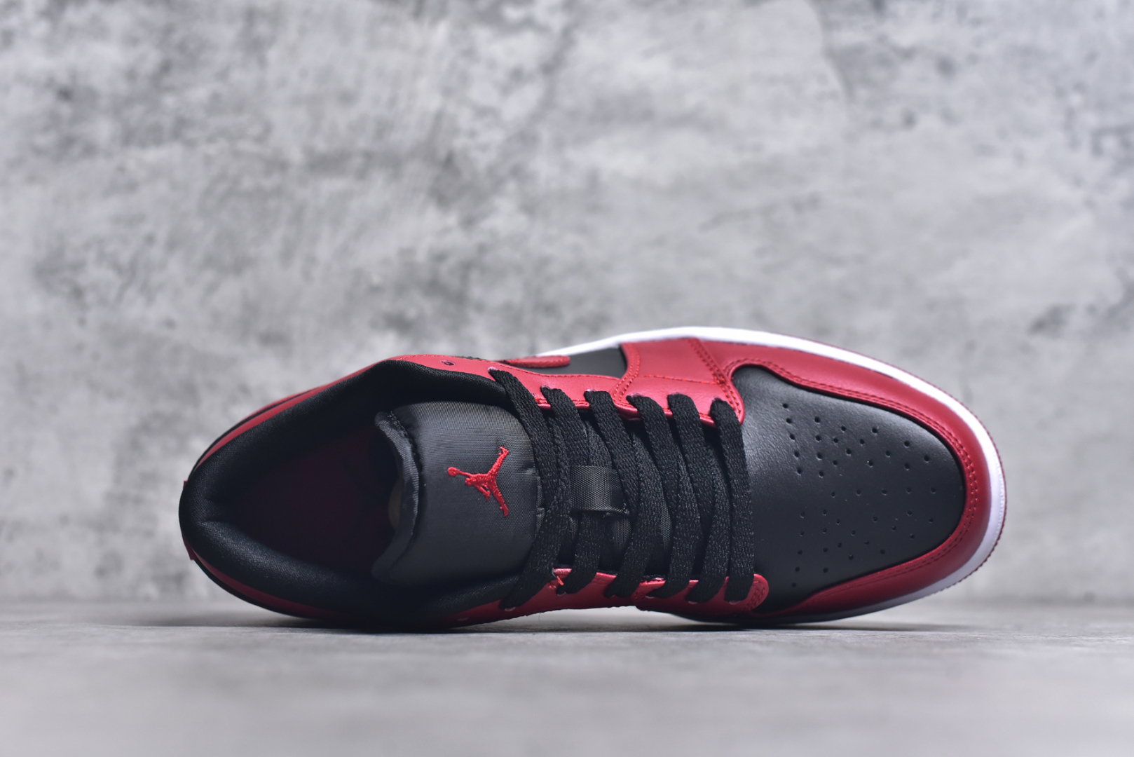 图片[4]-#Air Jordan 1 低帮 复古篮球鞋 纯原大厂出品 极力推荐 定制鞋盒 大厂纯原品质出货 超高清洁度 皮料切割干净无任何毛边 细节完美 货号：553558 066 编码：23 尺码：36-46-选品中心