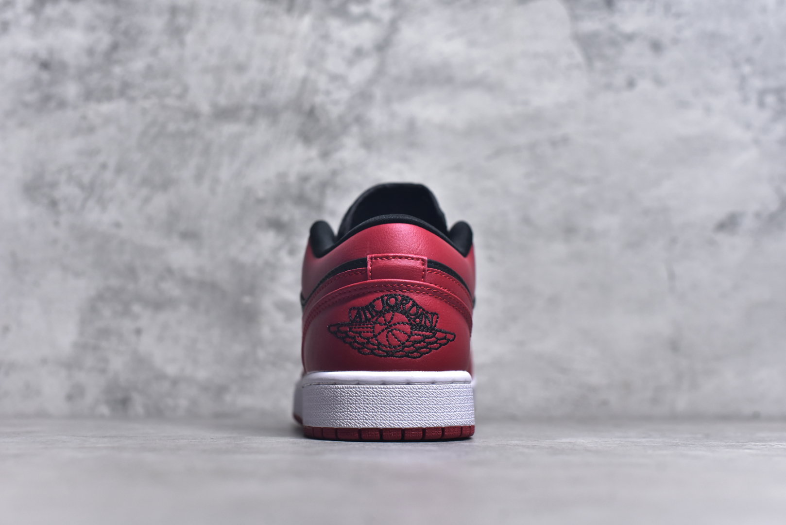 图片[5]-#Air Jordan 1 低帮 复古篮球鞋 纯原大厂出品 极力推荐 定制鞋盒 大厂纯原品质出货 超高清洁度 皮料切割干净无任何毛边 细节完美 货号：553558 066 编码：23 尺码：36-46-选品中心