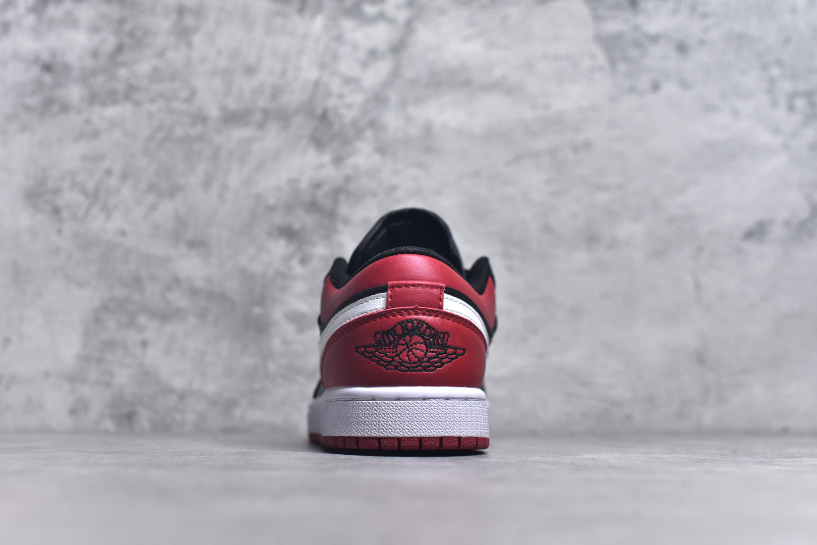 图片[5]-#Air Jordan 1 低帮 复古篮球鞋 纯原大厂出品 极力推荐 定制鞋盒 大厂纯原品质出货 超高清洁度 皮料切割干净无任何毛边 细节完美 货号：553558 066 编码：23 尺码：36-46-选品中心