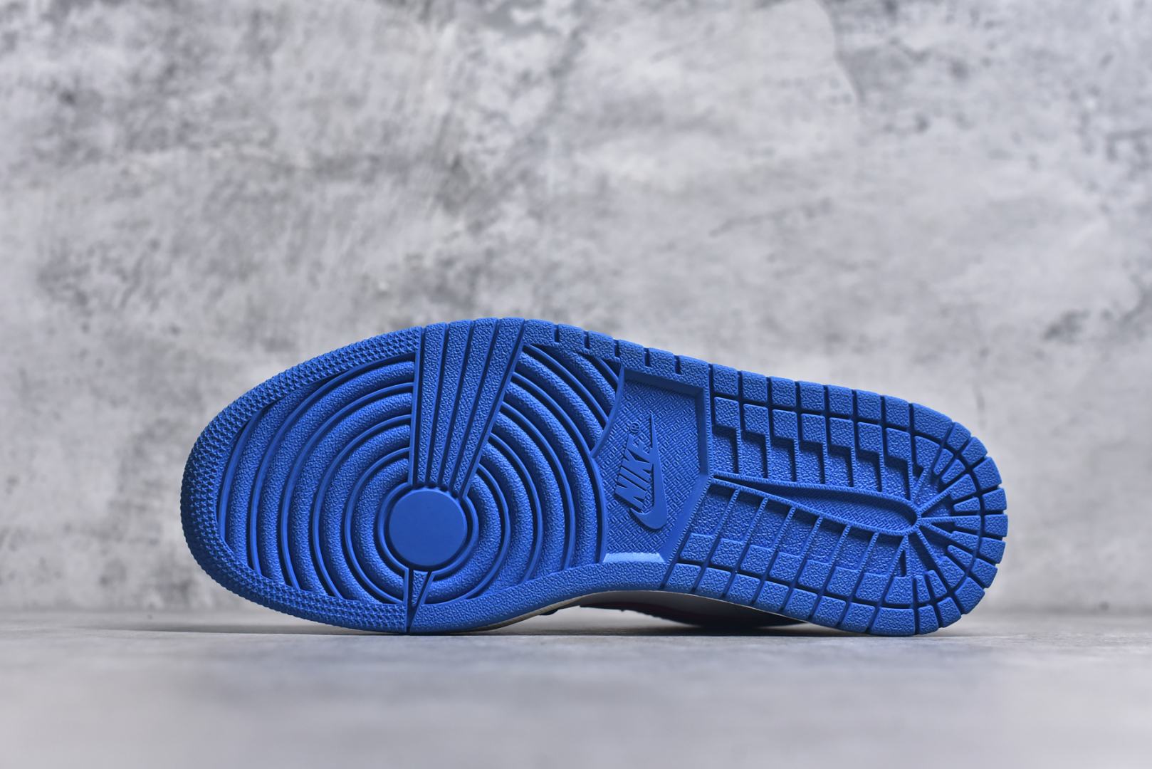 图片[6]-#Air Jordan 1 低帮 复古篮球鞋 纯原大厂出品 极力推荐 定制鞋盒 大厂纯原品质出货 超高清洁度 皮料切割干净无任何毛边 细节完美 货号：553558 066 编码：23 尺码：36-46-选品中心