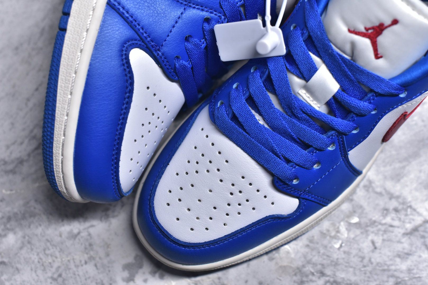 图片[8]-#Air Jordan 1 低帮 复古篮球鞋 纯原大厂出品 极力推荐 定制鞋盒 大厂纯原品质出货 超高清洁度 皮料切割干净无任何毛边 细节完美 货号：553558 066 编码：23 尺码：36-46-选品中心