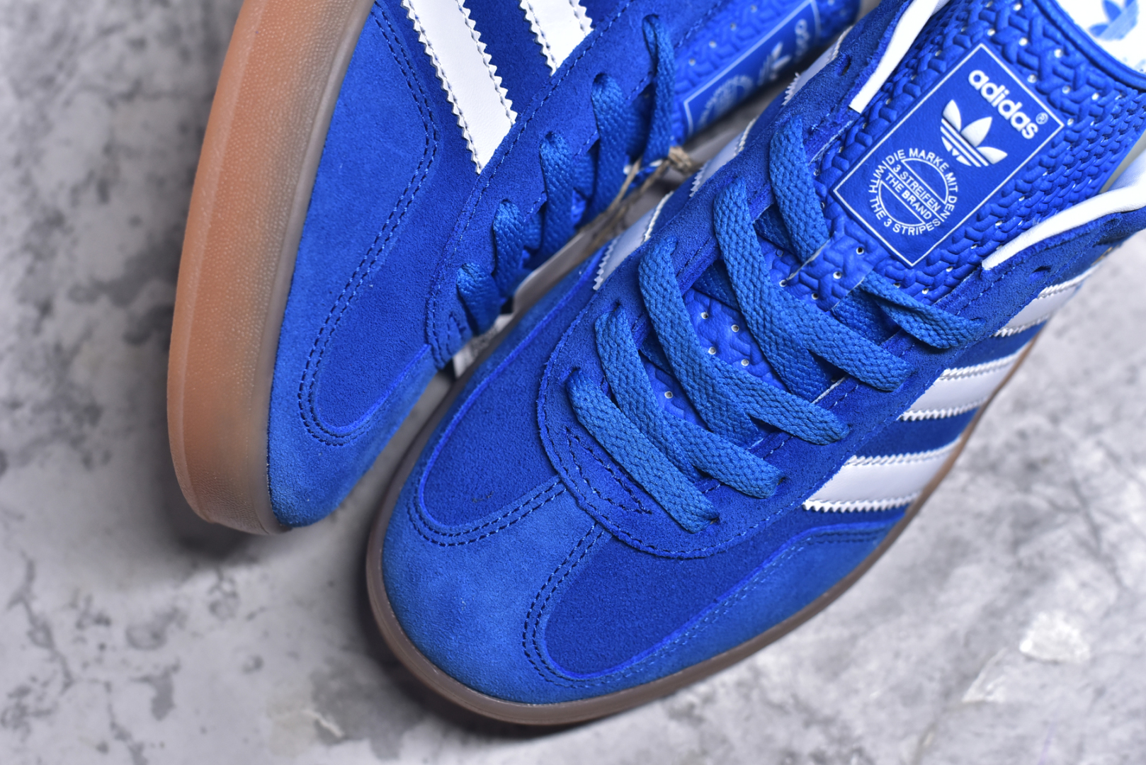 图片[8]-#AD Gazelle Indoor Trainers 羚羊内训系列低帮复古百搭休闲运动德训风板鞋 JI2061 90年代经典的复刻版！自60年代以足球训练鞋面世以来,Gazelle就以其经典设计席卷全球。1991年版本的复刻,再造经典Gazelle。采用皮革打造,搭配浊色细节,让这款经典更加简约。尺码：35.5-45-选品中心