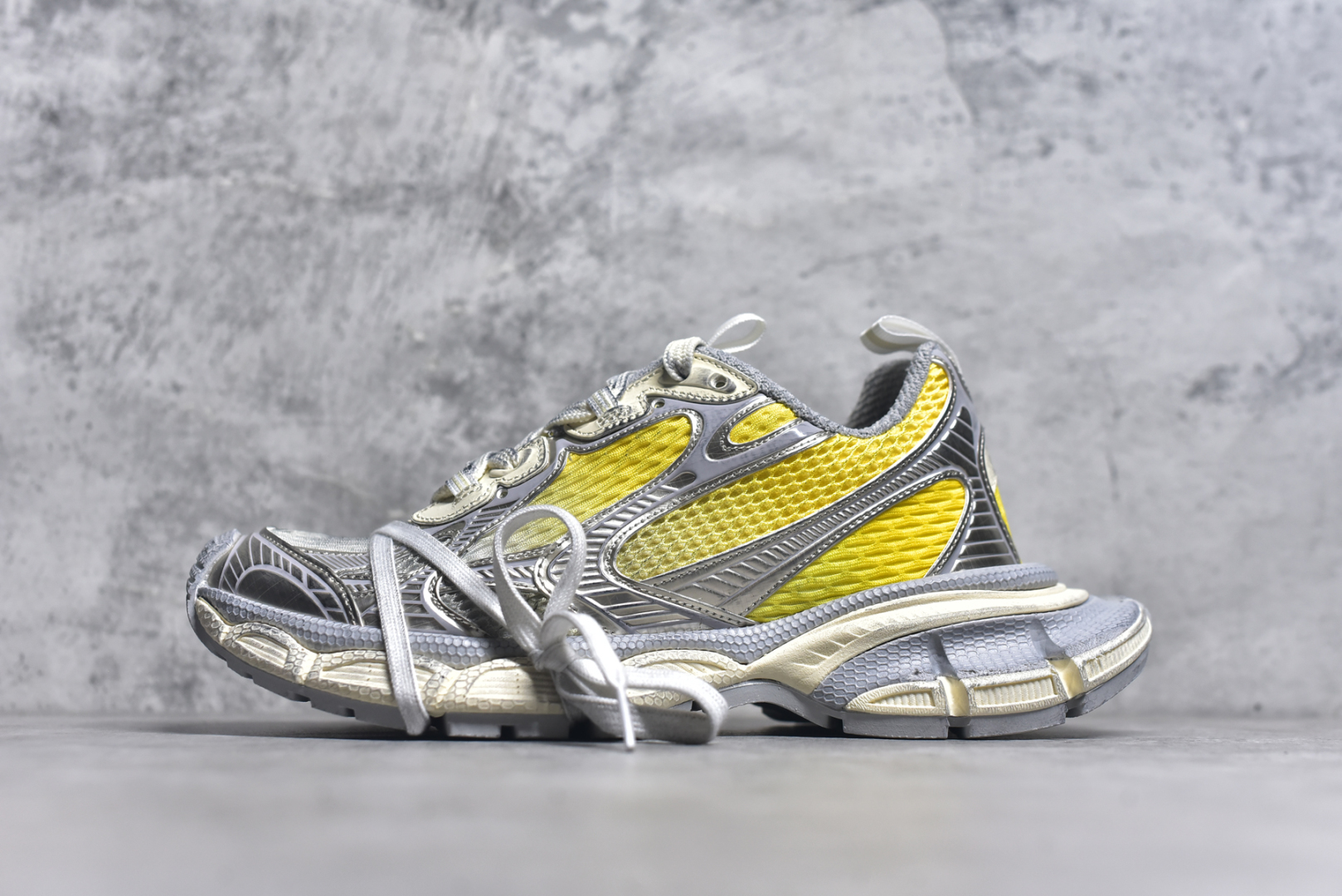 #巴黎十代 3XL Balenciaga 巴黎世家 系带Balenciaga Sneaker Tess s.Gomma 纯原版本 原装大盒 从里到外 一切百分百还原官方配置 顶级专供碾压市面一切真标版本 尺码：35-46-选品中心