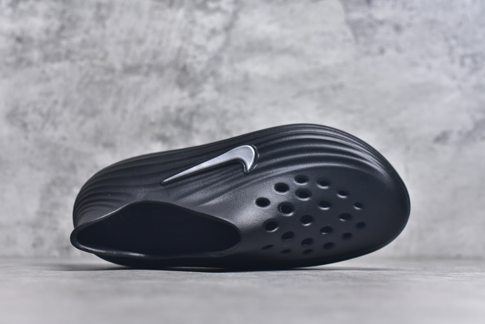 图片[4]-#Nike ReactX Rejuven8 一脚蹬夏日穿搭凉鞋 #采用质感柔软且出众回弹的 ReactX泡绵，缔造非凡舒适的日常穿着体验，助你保持活力。 货号：HV5060 尺码：36 36.5 37.5 38 38.5 39 40 40.5 41 42 42.5 43 44 44.5 45-选品中心
