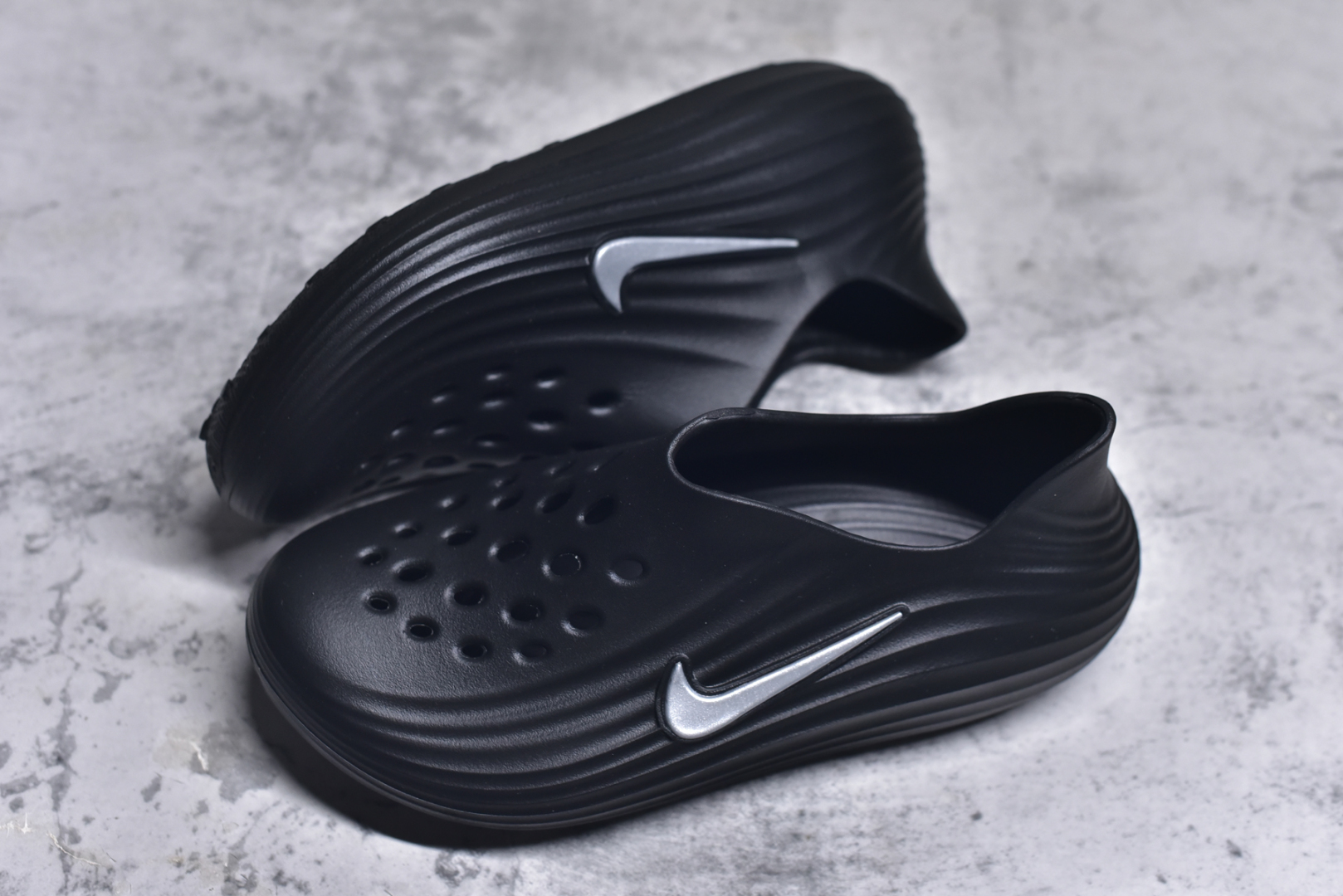 图片[7]-#Nike ReactX Rejuven8 一脚蹬夏日穿搭凉鞋 #采用质感柔软且出众回弹的 ReactX泡绵，缔造非凡舒适的日常穿着体验，助你保持活力。 货号：HV5060 尺码：36 36.5 37.5 38 38.5 39 40 40.5 41 42 42.5 43 44 44.5 45-选品中心