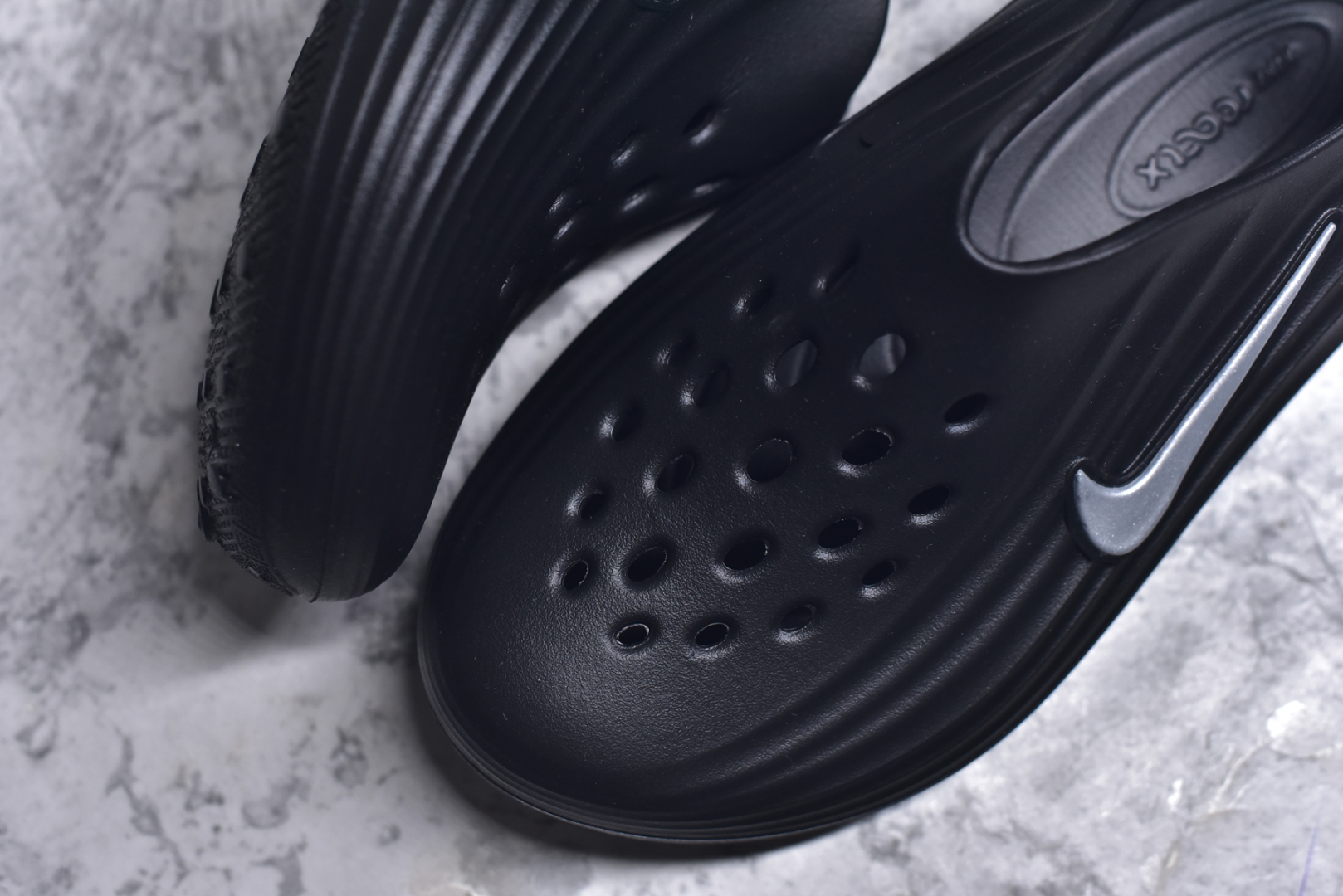 图片[8]-#Nike ReactX Rejuven8 一脚蹬夏日穿搭凉鞋 #采用质感柔软且出众回弹的 ReactX泡绵，缔造非凡舒适的日常穿着体验，助你保持活力。 货号：HV5060 尺码：36 36.5 37.5 38 38.5 39 40 40.5 41 42 42.5 43 44 44.5 45-选品中心