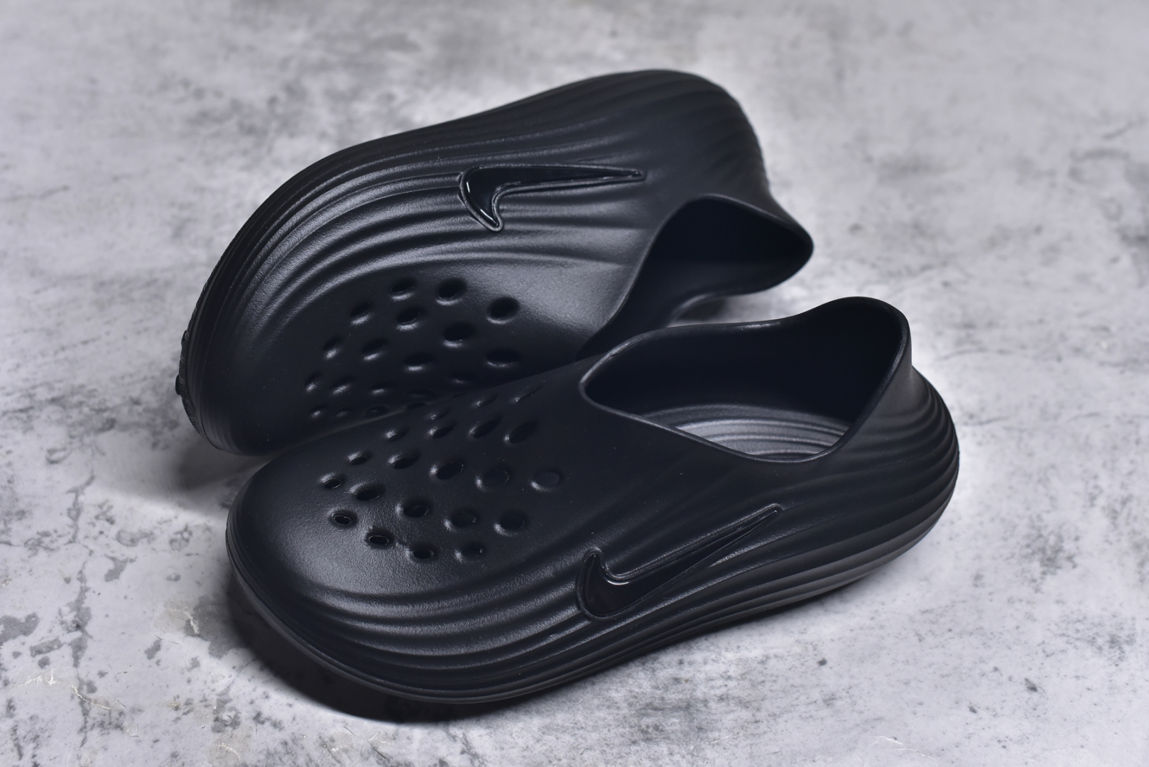 图片[7]-#Nike ReactX Rejuven8 一脚蹬夏日穿搭凉鞋 #采用质感柔软且出众回弹的 ReactX泡绵，缔造非凡舒适的日常穿着体验，助你保持活力。 货号：HV5060 尺码：36 36.5 37.5 38 38.5 39 40 40.5 41 42 42.5 43 44 44.5 45-选品中心