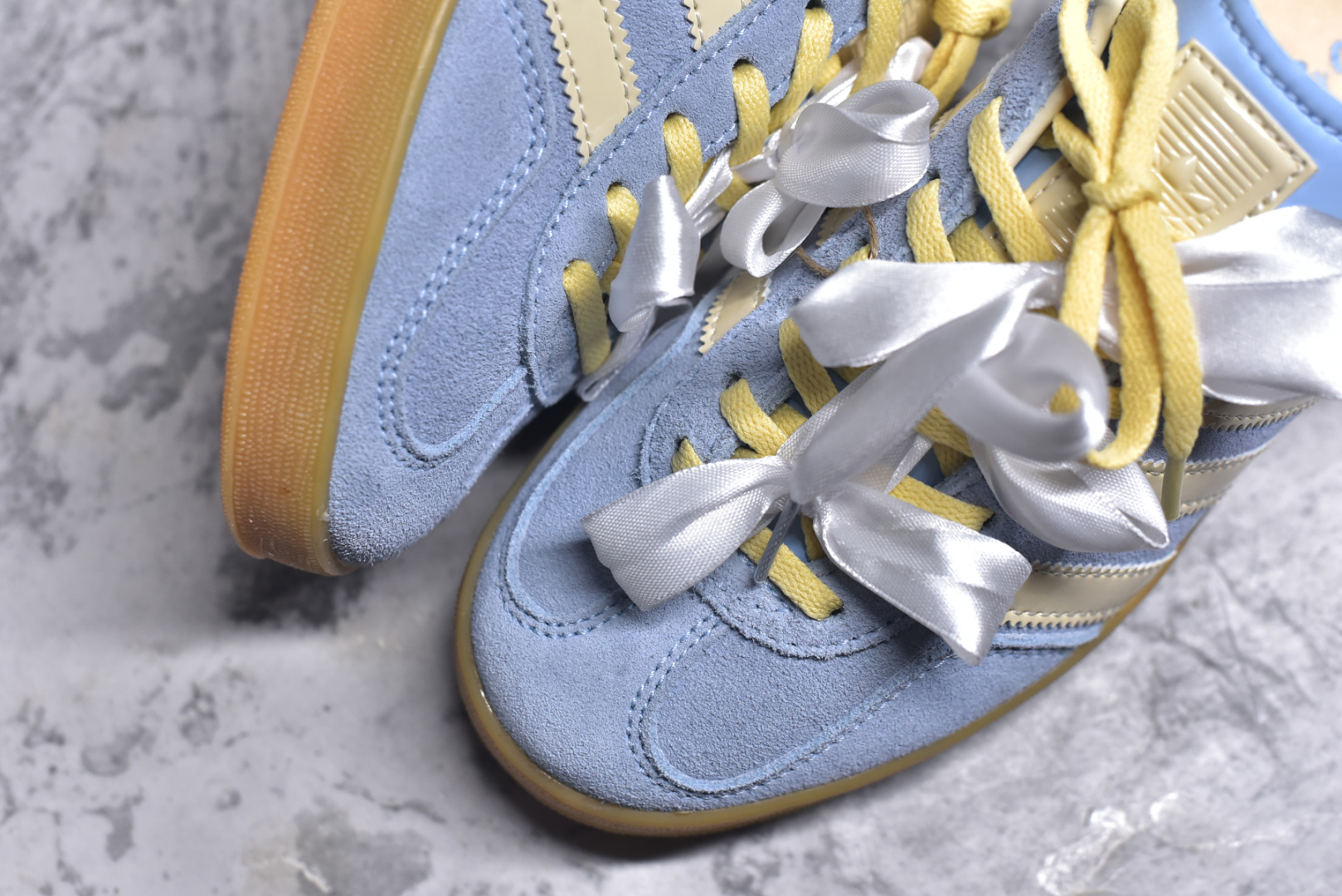 图片[8]-#AD Gazelle Indoor Trainers 羚羊内训系列低帮复古百搭休闲运动德训风板鞋 JR8029 90年代经典的复刻版！自60年代以足球训练鞋面世以来,Gazelle就以其经典设计席卷全球。1991年版本的复刻,再造经典Gazelle。采用皮革打造,搭配浊色细节,让这款经典更加简约。尺码：35.5-45-选品中心