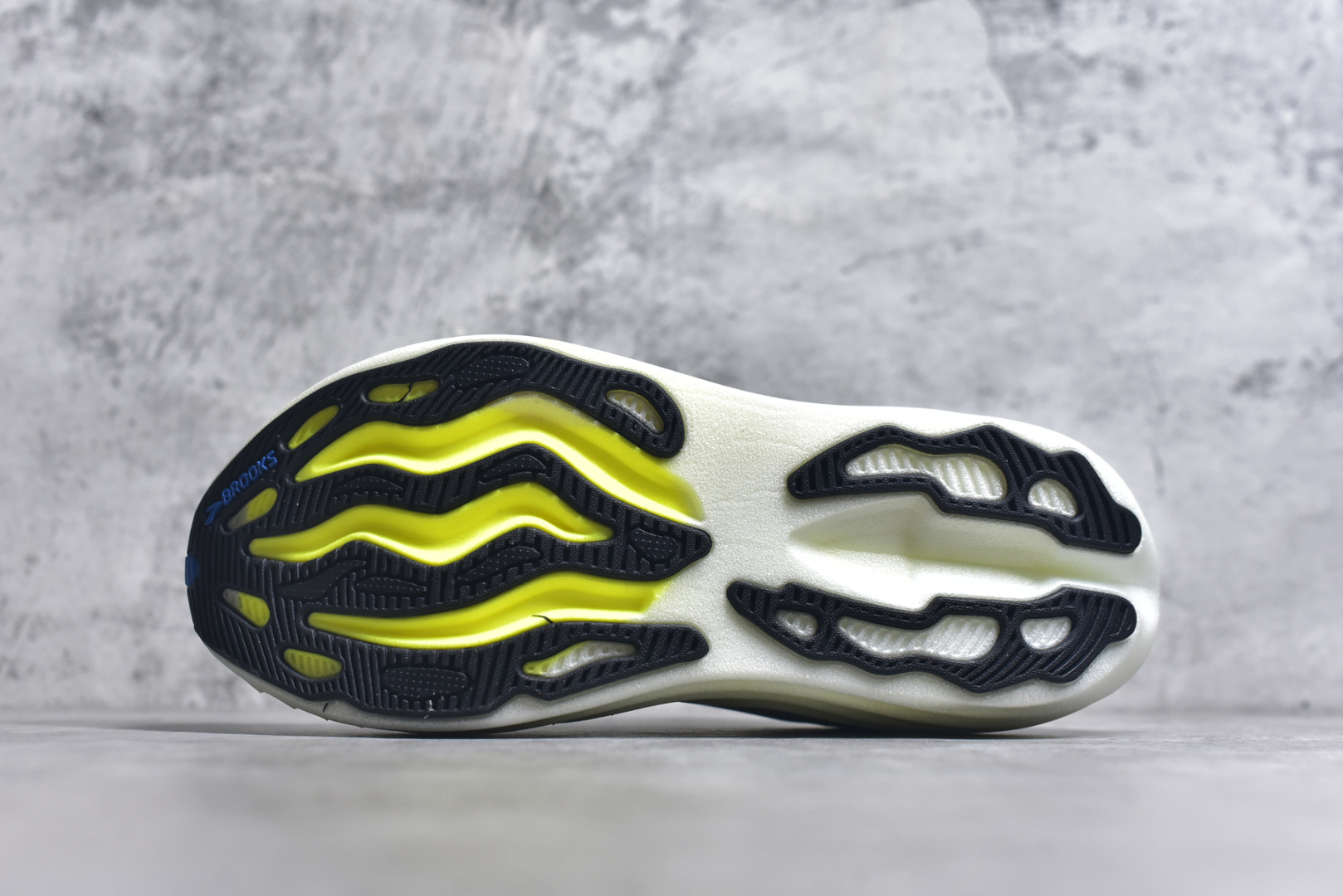 图片[6]-#Brooks布鲁克斯 Glycerin max 舒适简约防滑耐磨 低帮跑步鞋 实拍调校N版已经零色差零失真 百分百还原实物色彩所见即所得 不存在货不对板色差等低级问题 选购参考实物拍摄 不混卖不参货 只用心做好货严格选品 承诺混一赔十 尺码：40-45-选品中心