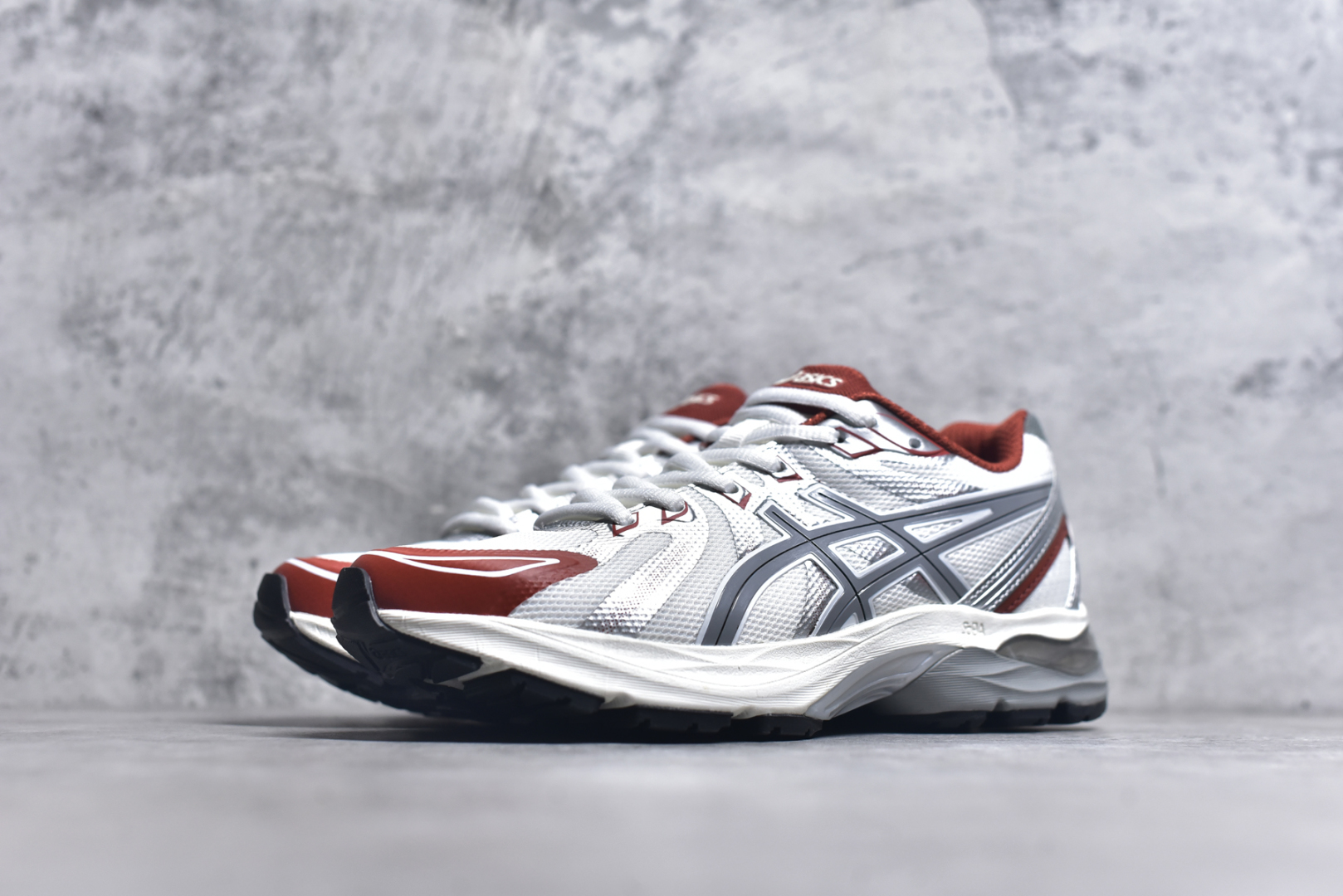 图片[2]-#Asics Gel-Flux 4 CN 亚瑟士时尚运动织物合成革减震透气低帮训练跑步鞋 全球知名运动品牌ASICS亚瑟士推出全新Gel-Flux CN是亚瑟士的一款缓冲跑鞋，其设计重在回弹性和舒适性，特殊的多重缓震结构，让鞋子充分吸收运动时的冲力，并提供优秀的回弹效果。尺码：36 37 37.5 38 39 40 40.5 41.5 42 42.5 43.5 44 44.5 45-选品中心