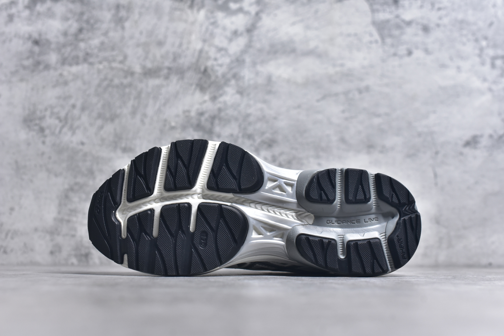 图片[6]-#Asics Gel-Flux 4 CN 亚瑟士时尚运动织物合成革减震透气低帮训练跑步鞋 全球知名运动品牌ASICS亚瑟士推出全新Gel-Flux CN是亚瑟士的一款缓冲跑鞋，其设计重在回弹性和舒适性，特殊的多重缓震结构，让鞋子充分吸收运动时的冲力，并提供优秀的回弹效果。尺码：36 37 37.5 38 39 40 40.5 41.5 42 42.5 43.5 44 44.5 45-选品中心