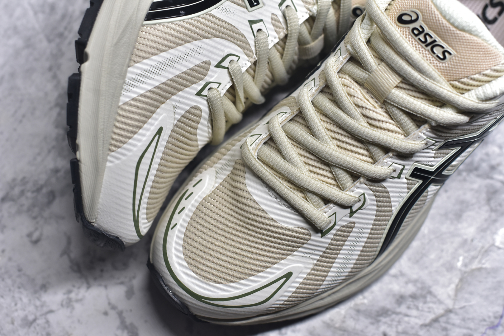 图片[8]-#Asics Gel-Flux 4 CN 亚瑟士时尚运动织物合成革减震透气低帮训练跑步鞋 全球知名运动品牌ASICS亚瑟士推出全新Gel-Flux CN是亚瑟士的一款缓冲跑鞋，其设计重在回弹性和舒适性，特殊的多重缓震结构，让鞋子充分吸收运动时的冲力，并提供优秀的回弹效果。尺码：36 37 37.5 38 39 40 40.5 41.5 42 42.5 43.5 44 44.5 45-选品中心