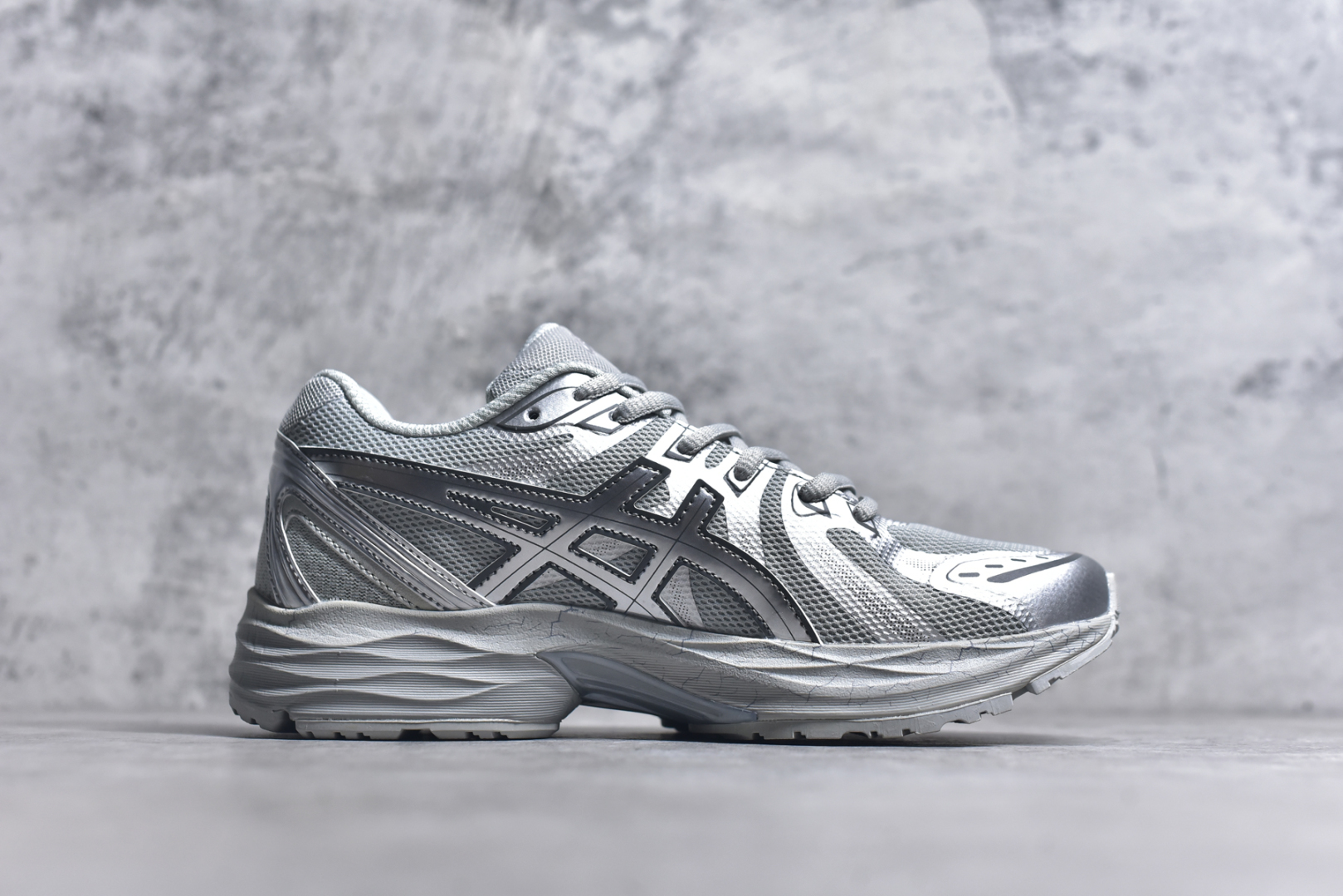 图片[3]-#Asics Gel-Flux 4 CN 亚瑟士时尚运动织物合成革减震透气低帮训练跑步鞋 全球知名运动品牌ASICS亚瑟士推出全新Gel-Flux CN是亚瑟士的一款缓冲跑鞋，其设计重在回弹性和舒适性，特殊的多重缓震结构，让鞋子充分吸收运动时的冲力，并提供优秀的回弹效果。尺码：36 37 37.5 38 39 40 40.5 41.5 42 42.5 43.5 44 44.5 45-选品中心