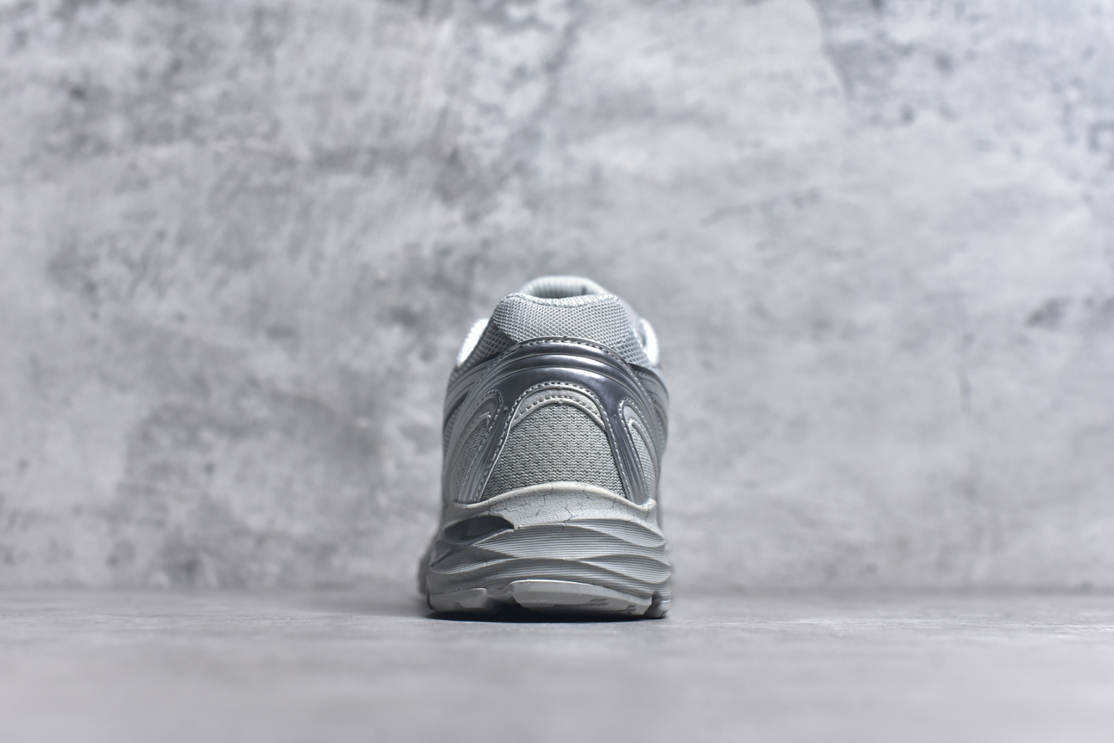 图片[5]-#Asics Gel-Flux 4 CN 亚瑟士时尚运动织物合成革减震透气低帮训练跑步鞋 全球知名运动品牌ASICS亚瑟士推出全新Gel-Flux CN是亚瑟士的一款缓冲跑鞋，其设计重在回弹性和舒适性，特殊的多重缓震结构，让鞋子充分吸收运动时的冲力，并提供优秀的回弹效果。尺码：36 37 37.5 38 39 40 40.5 41.5 42 42.5 43.5 44 44.5 45-选品中心