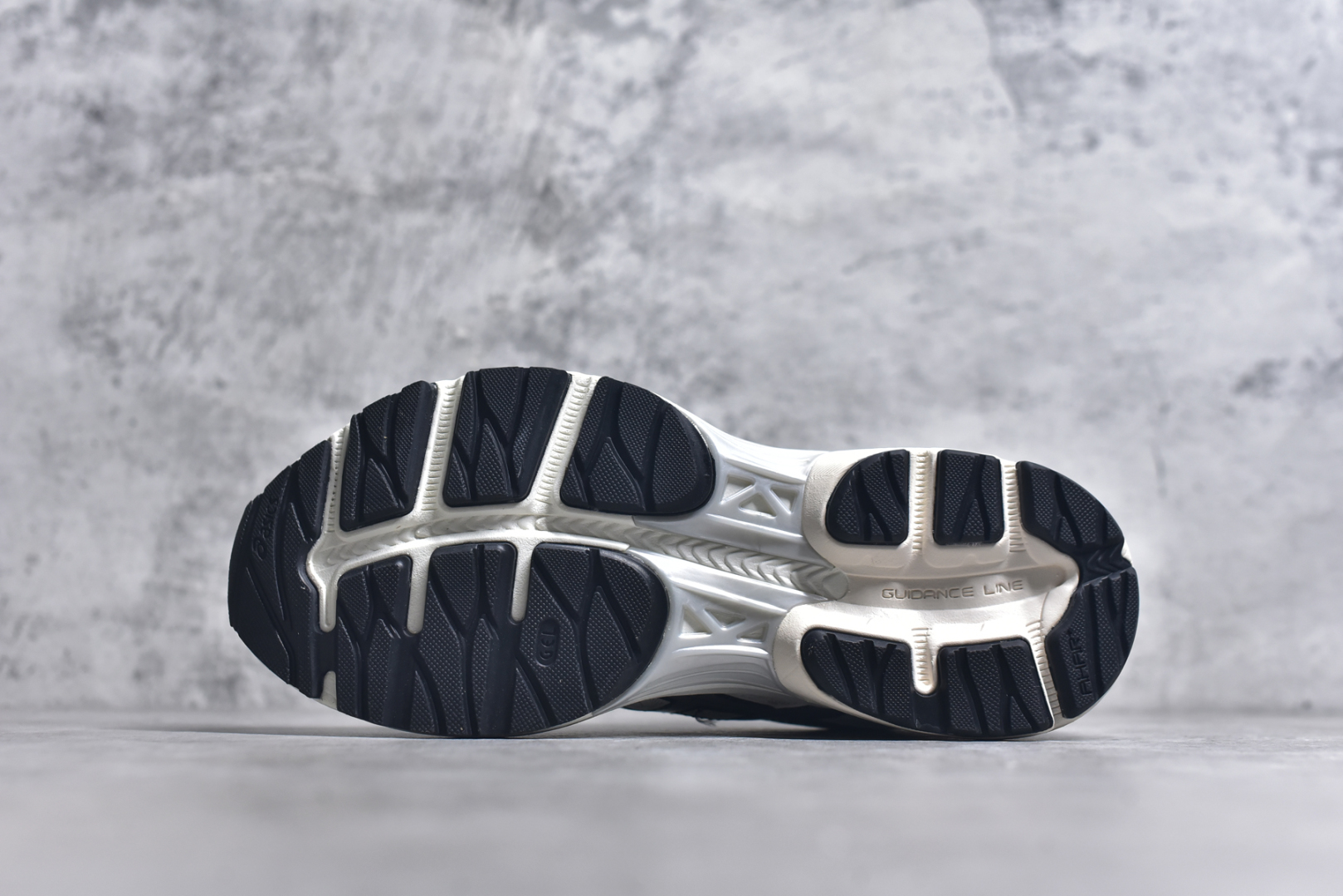 图片[6]-#Asics Gel-Flux 4 CN 亚瑟士时尚运动织物合成革减震透气低帮训练跑步鞋 全球知名运动品牌ASICS亚瑟士推出全新Gel-Flux CN是亚瑟士的一款缓冲跑鞋，其设计重在回弹性和舒适性，特殊的多重缓震结构，让鞋子充分吸收运动时的冲力，并提供优秀的回弹效果。尺码：36 37 37.5 38 39 40 40.5 41.5 42 42.5 43.5 44 44.5 45-选品中心
