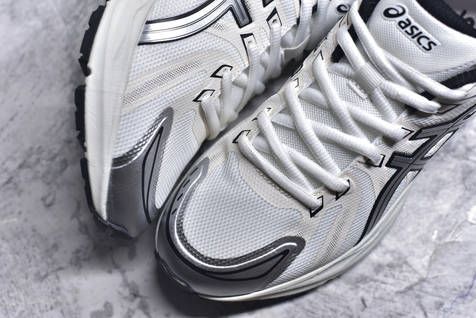 图片[8]-#Asics Gel-Flux 4 CN 亚瑟士时尚运动织物合成革减震透气低帮训练跑步鞋 全球知名运动品牌ASICS亚瑟士推出全新Gel-Flux CN是亚瑟士的一款缓冲跑鞋，其设计重在回弹性和舒适性，特殊的多重缓震结构，让鞋子充分吸收运动时的冲力，并提供优秀的回弹效果。尺码：36 37 37.5 38 39 40 40.5 41.5 42 42.5 43.5 44 44.5 45-选品中心