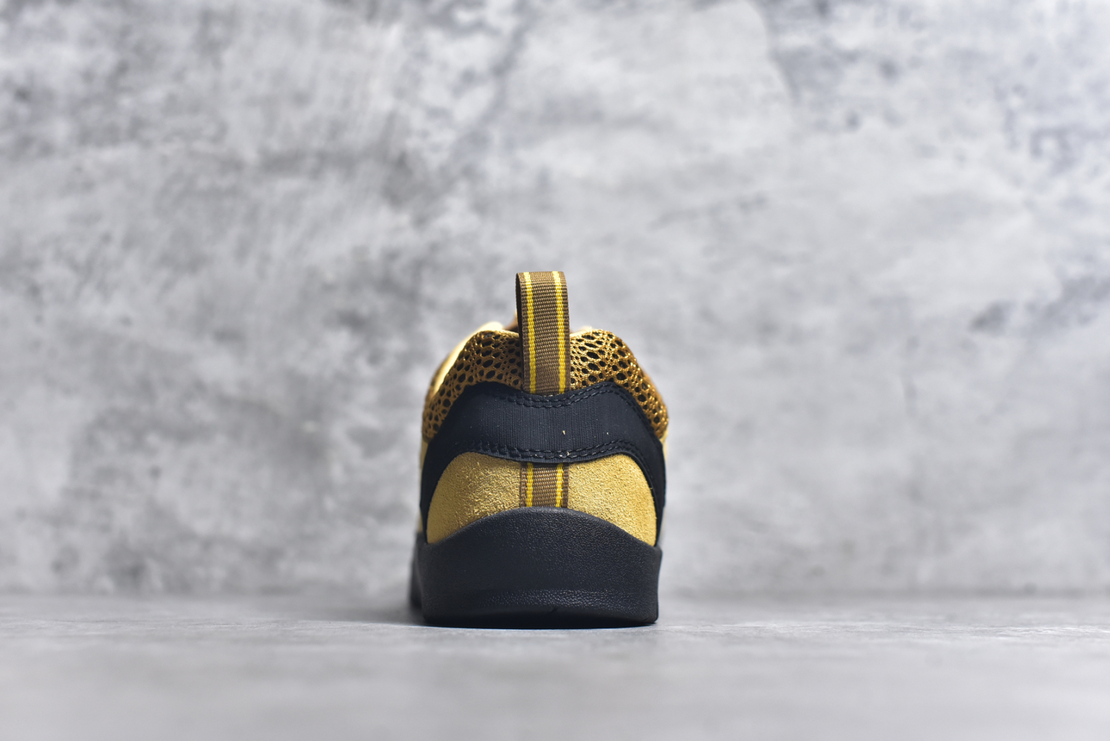 图片[5]-#Keen Jasper Rocks SP 美国人气户外品牌-科恩贾斯珀都市系列复古低帮系带户外风露营徒步登山运动训练鞋 原楦型开发纸版 采用固色翻毛皮鞋面材质 内嵌高密度EVA发泡缓震脚垫 外置一体式包裹防滑防剐蹭耐磨橡胶大底 向经典的90年代致敬 山系神级鞋履 尺码：35 36 37 38 39 40 41 42 43 44 45-选品中心