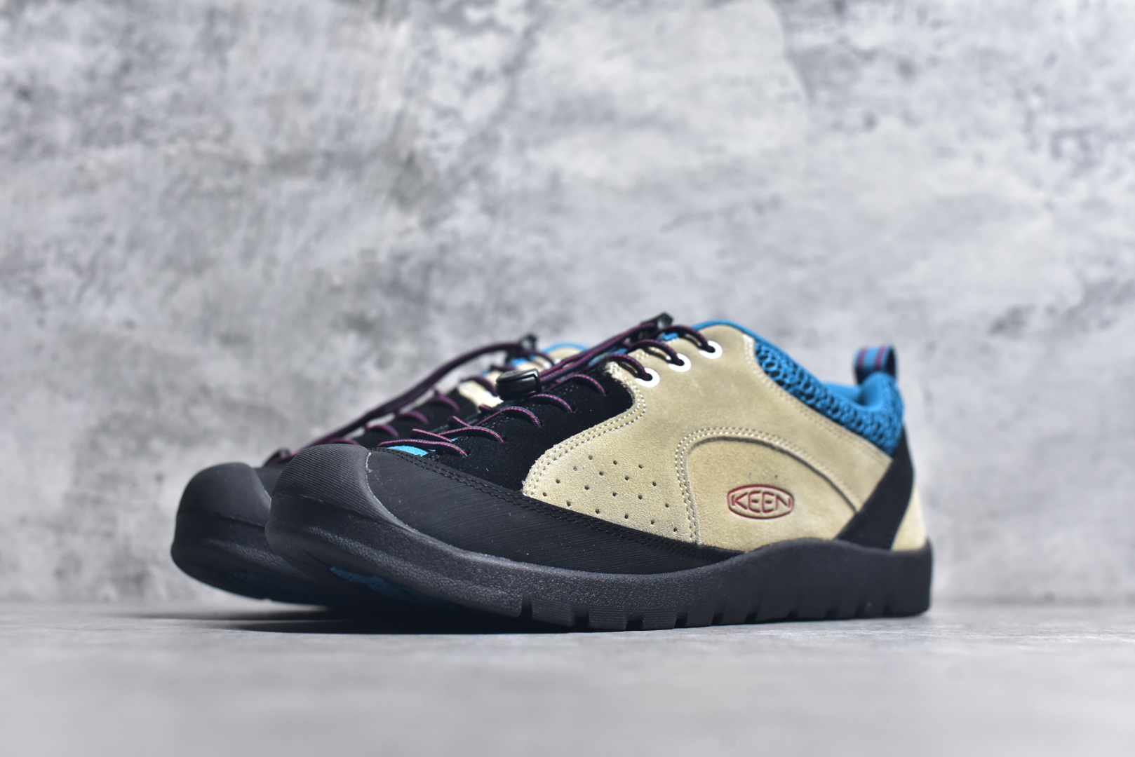 图片[2]-#Keen Jasper Rocks SP 美国人气户外品牌-科恩贾斯珀都市系列复古低帮系带户外风露营徒步登山运动训练鞋 原楦型开发纸版 采用固色翻毛皮鞋面材质 内嵌高密度EVA发泡缓震脚垫 外置一体式包裹防滑防剐蹭耐磨橡胶大底 向经典的90年代致敬 山系神级鞋履 尺码：35 36 37 38 39 40 41 42 43 44 45-选品中心